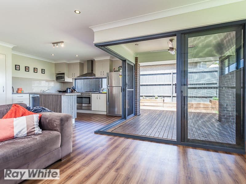22 Chase Crescent, NORTH LAKES QLD 4509, North Lakes - Thumbnail 6