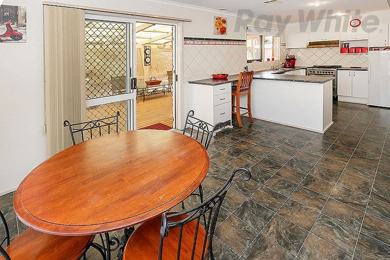 17 Poseidon Close, Mill Park VIC 3082, Mill Park - Thumbnail 5