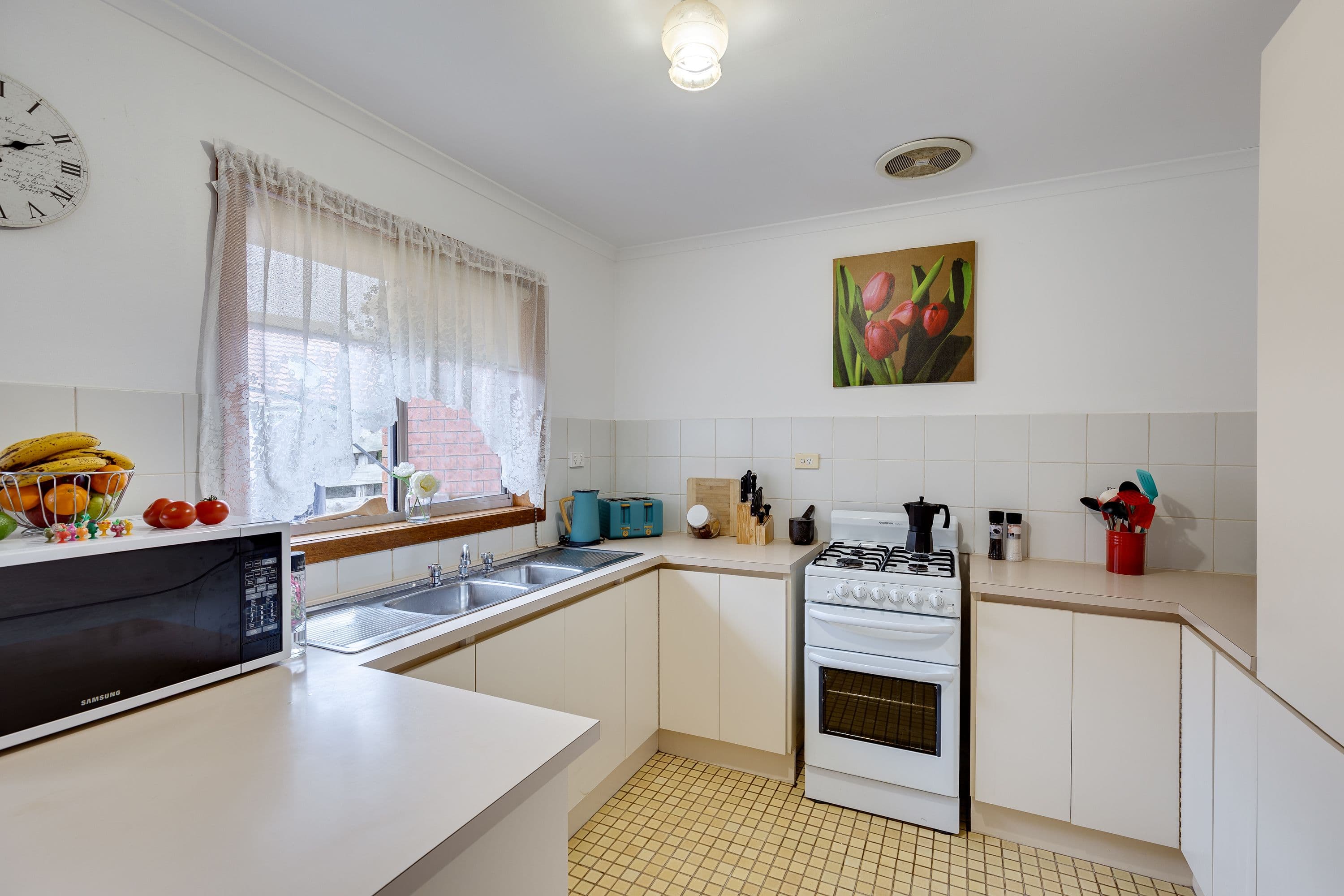 1 Bethany Court, South Morang VIC 3752, South Morang - Thumbnail 2