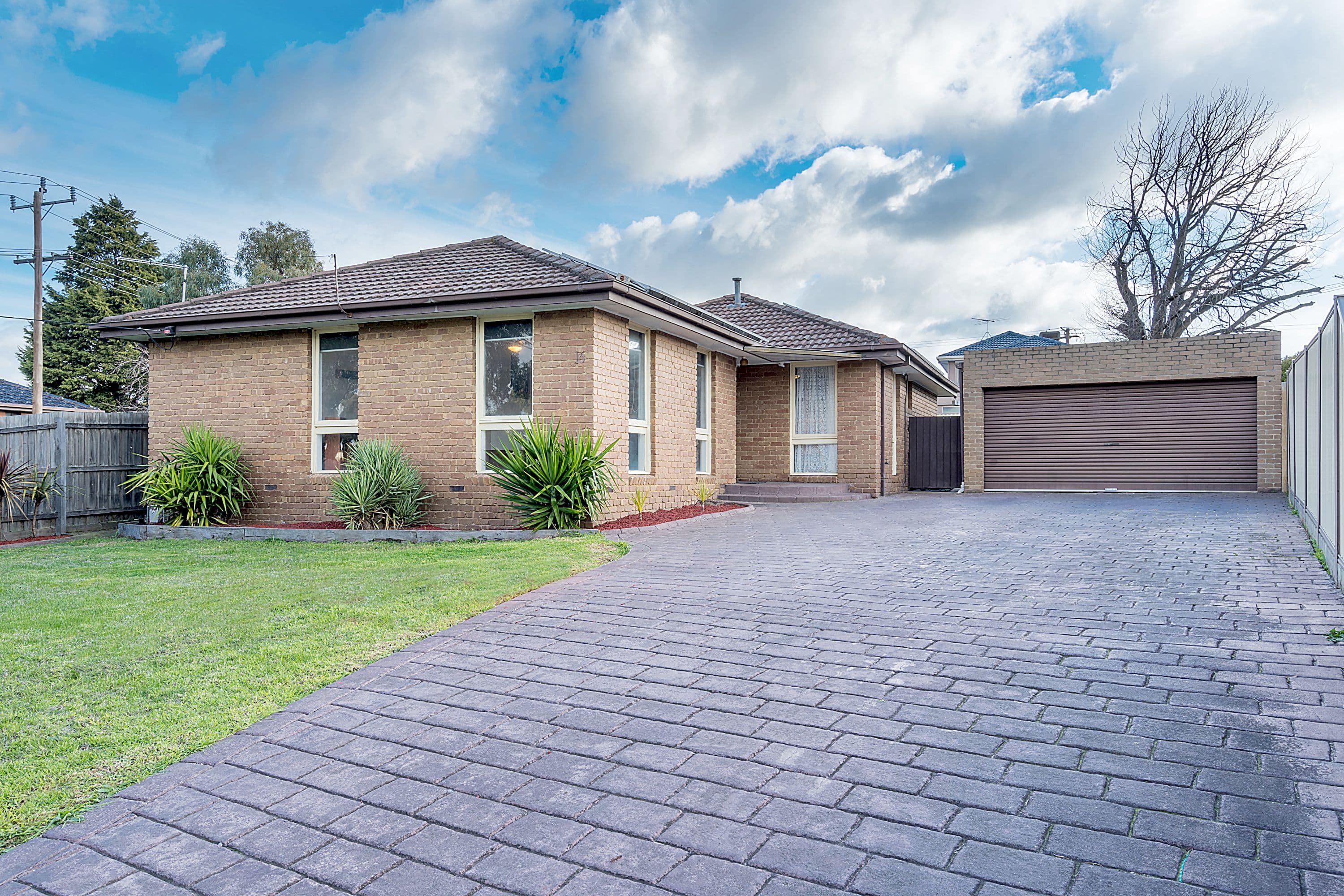 16 Whitley Crescent, Craigieburn VIC 3064, Craigieburn - Image 1