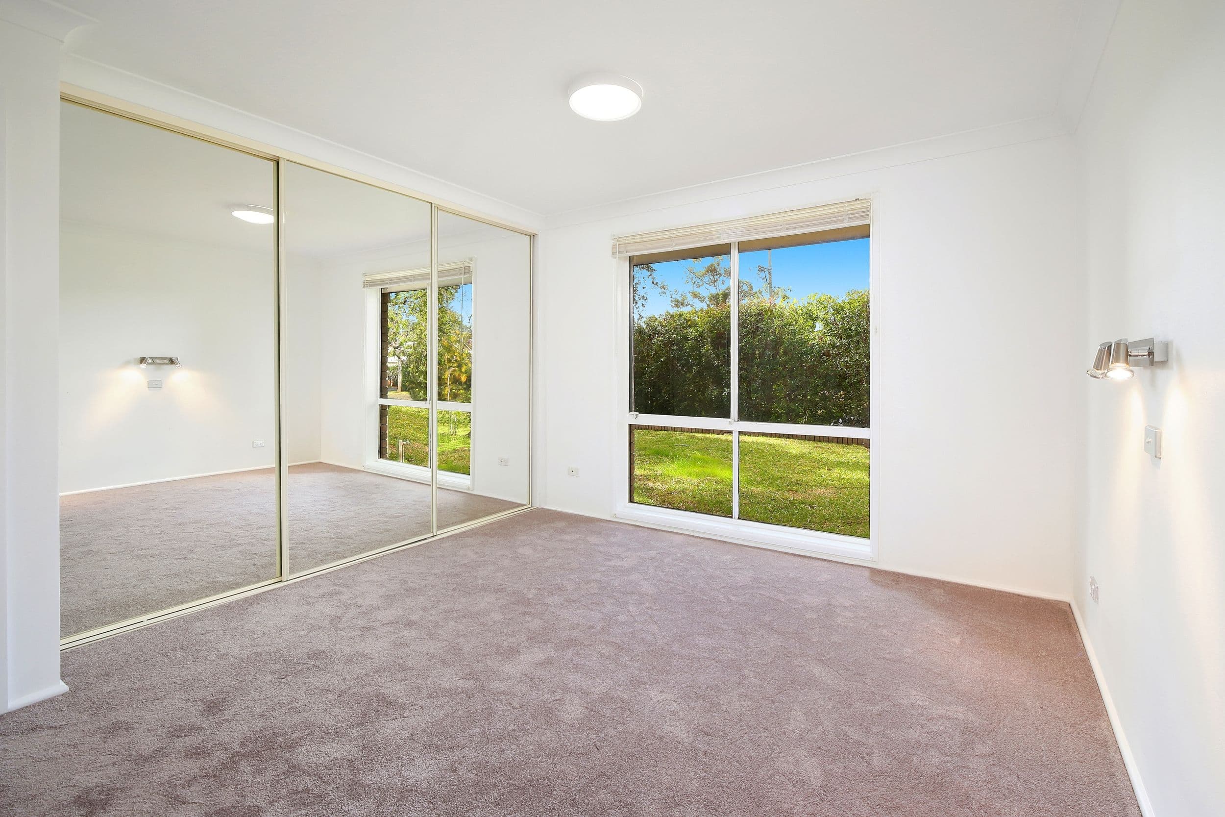 25 Hastings Parade, Bensville - Thumbnail 4