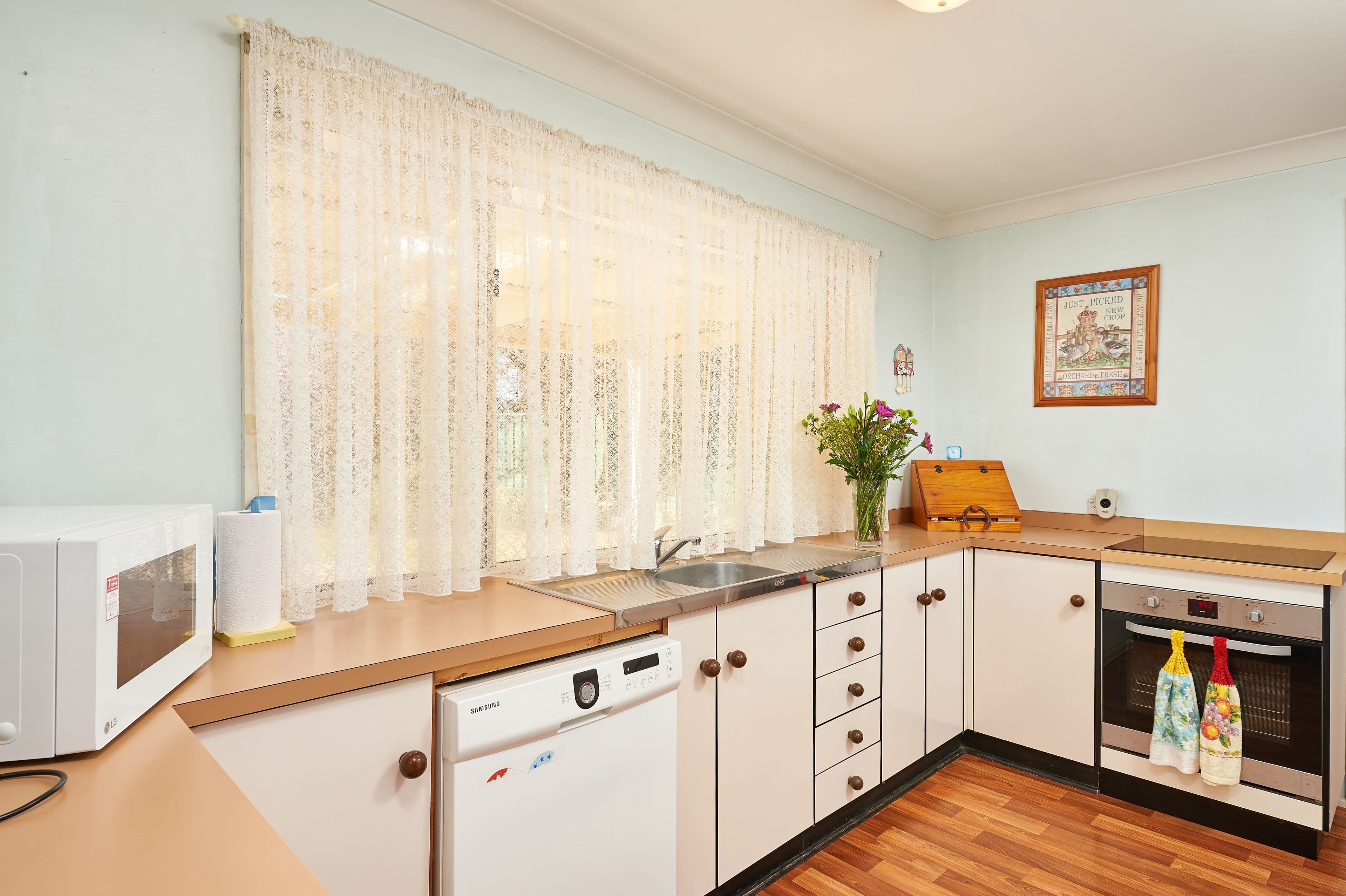 3 Bandera Avenue, Glenfield Park - Thumbnail 2