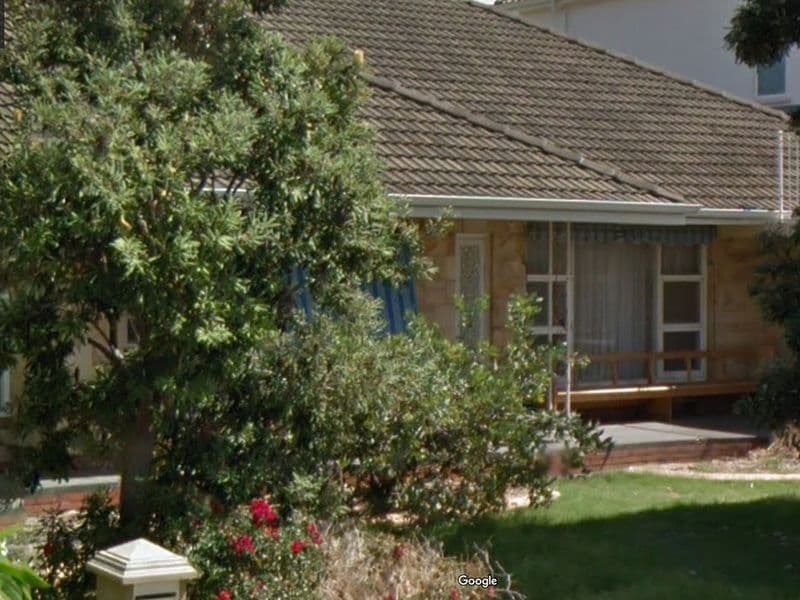 32 Patawalonga Frontage, Glenelg North SA 5045, Glenelg North - Thumbnail 2