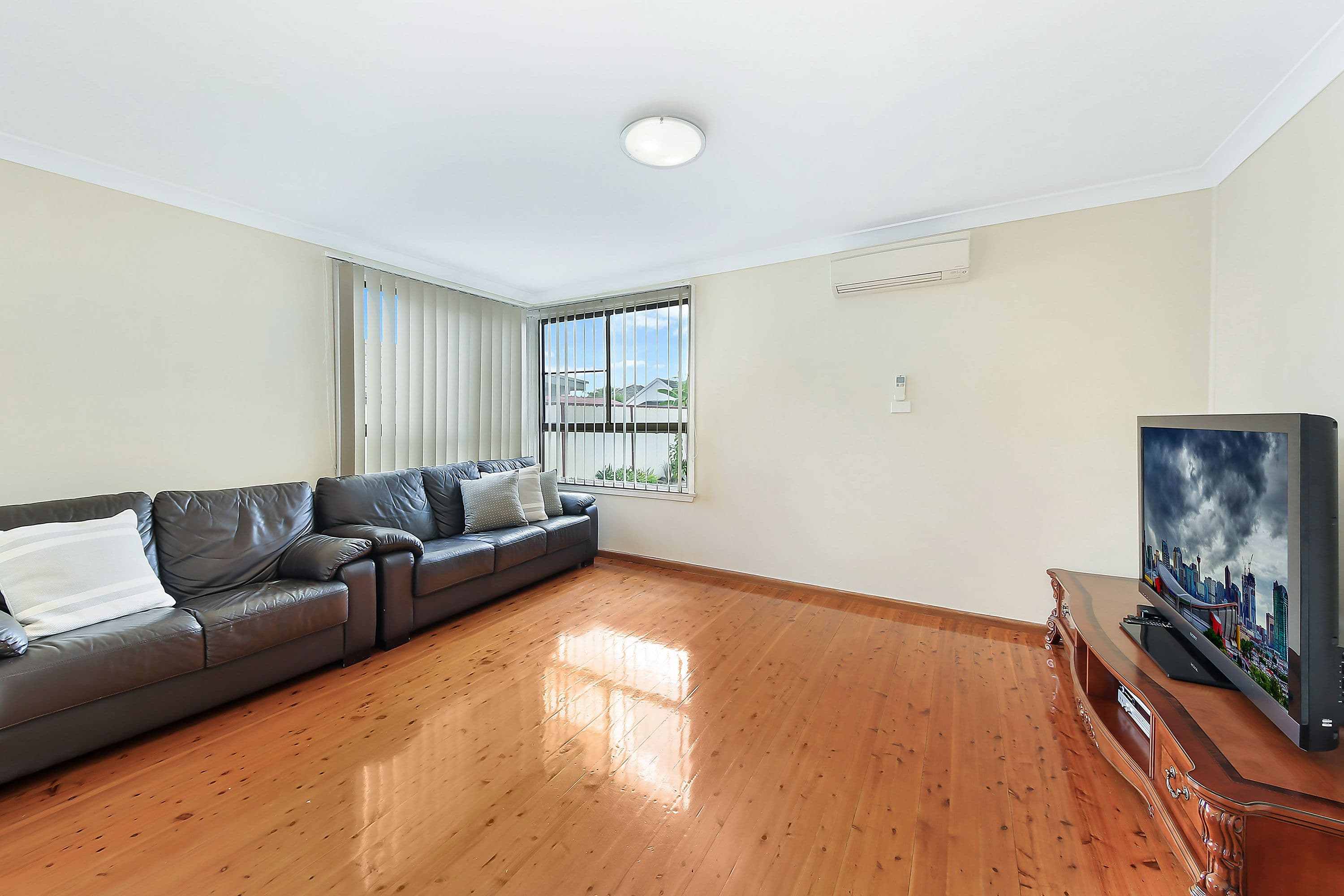 91 Alan Street, Yagoona - Thumbnail 2
