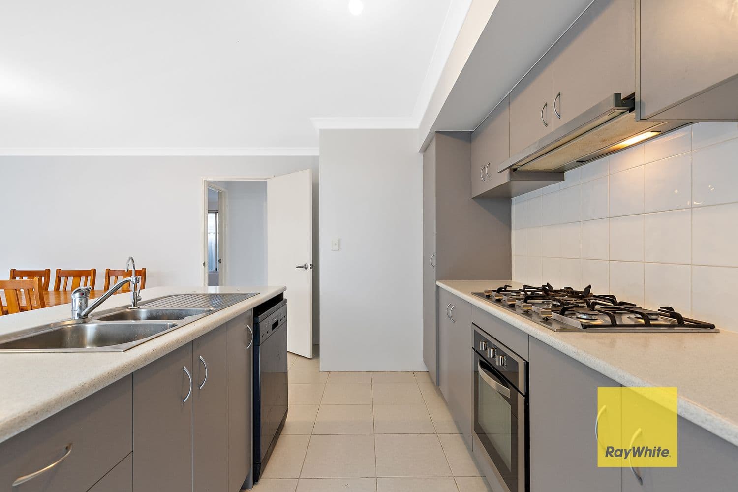 30 Tourmaline Boulevard, Byford WA 6122, Byford - Thumbnail 4