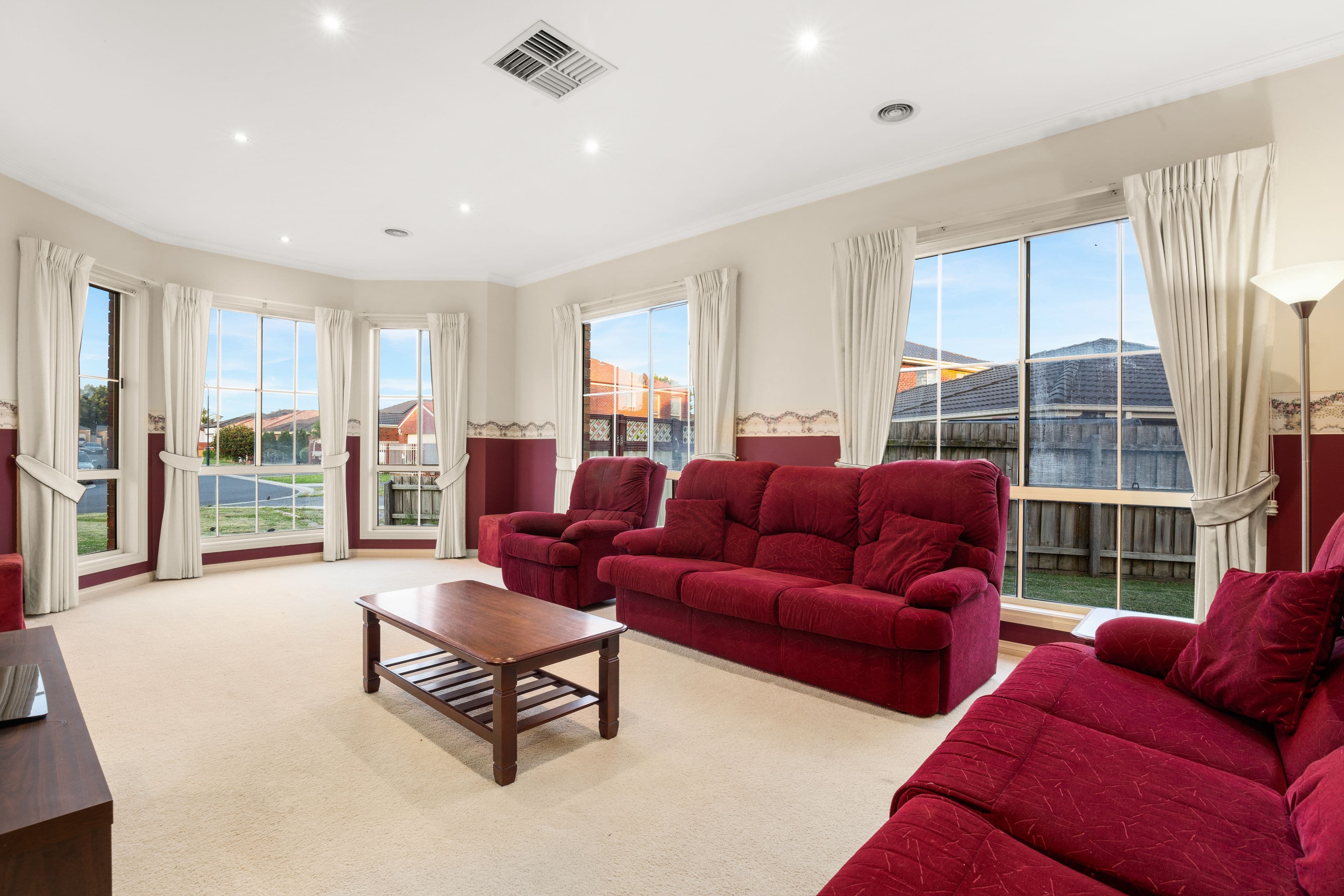 21 Tegans Close, Hallam VIC 3803, Hallam - Thumbnail 2