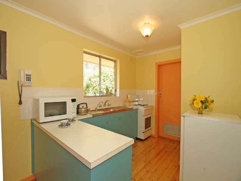 13 Beacon Crescent, Seaford - Thumbnail 6