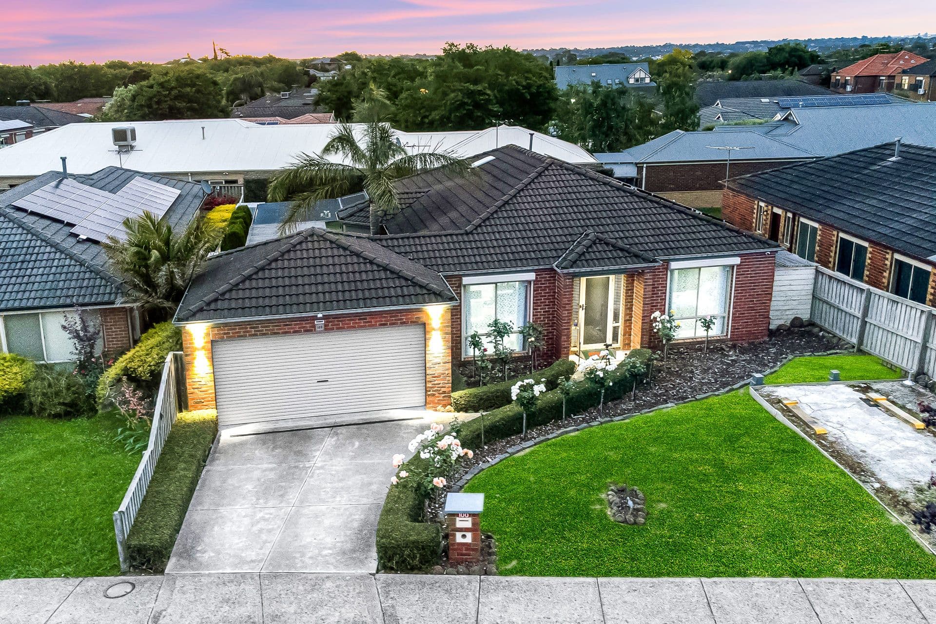 100 Bemersyde Drive, Berwick VIC 3806, Berwick - Image 1
