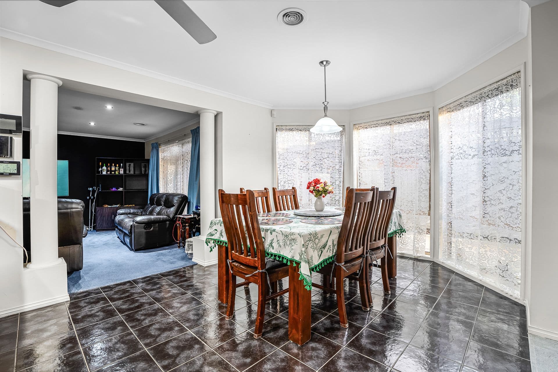 100 Bemersyde Drive, Berwick VIC 3806, Berwick - Thumbnail 4