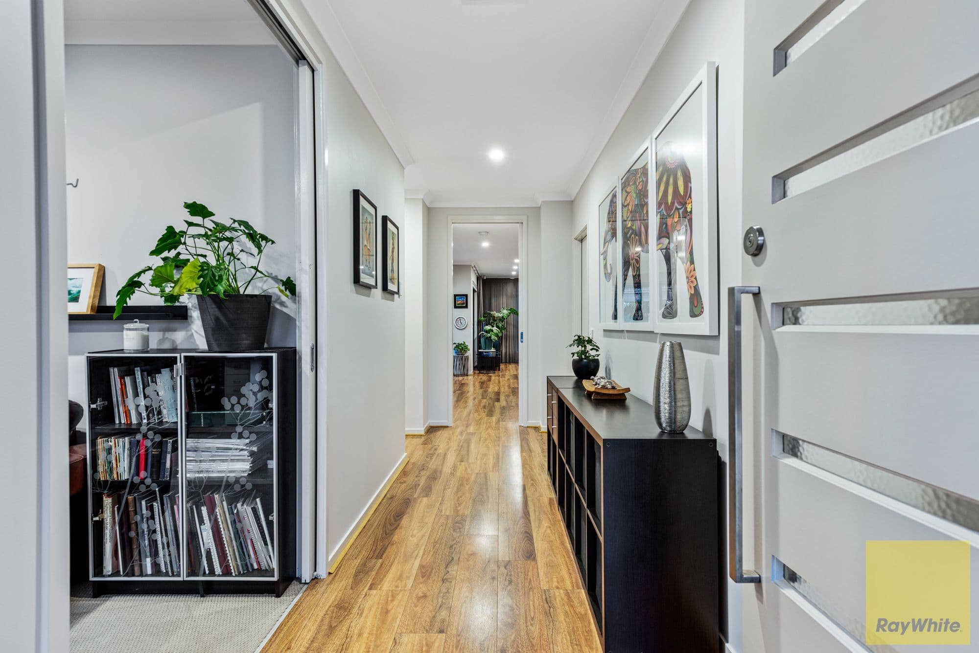 9 Rockgarden Drive, Truganina VIC 3029, Truganina - Thumbnail 4
