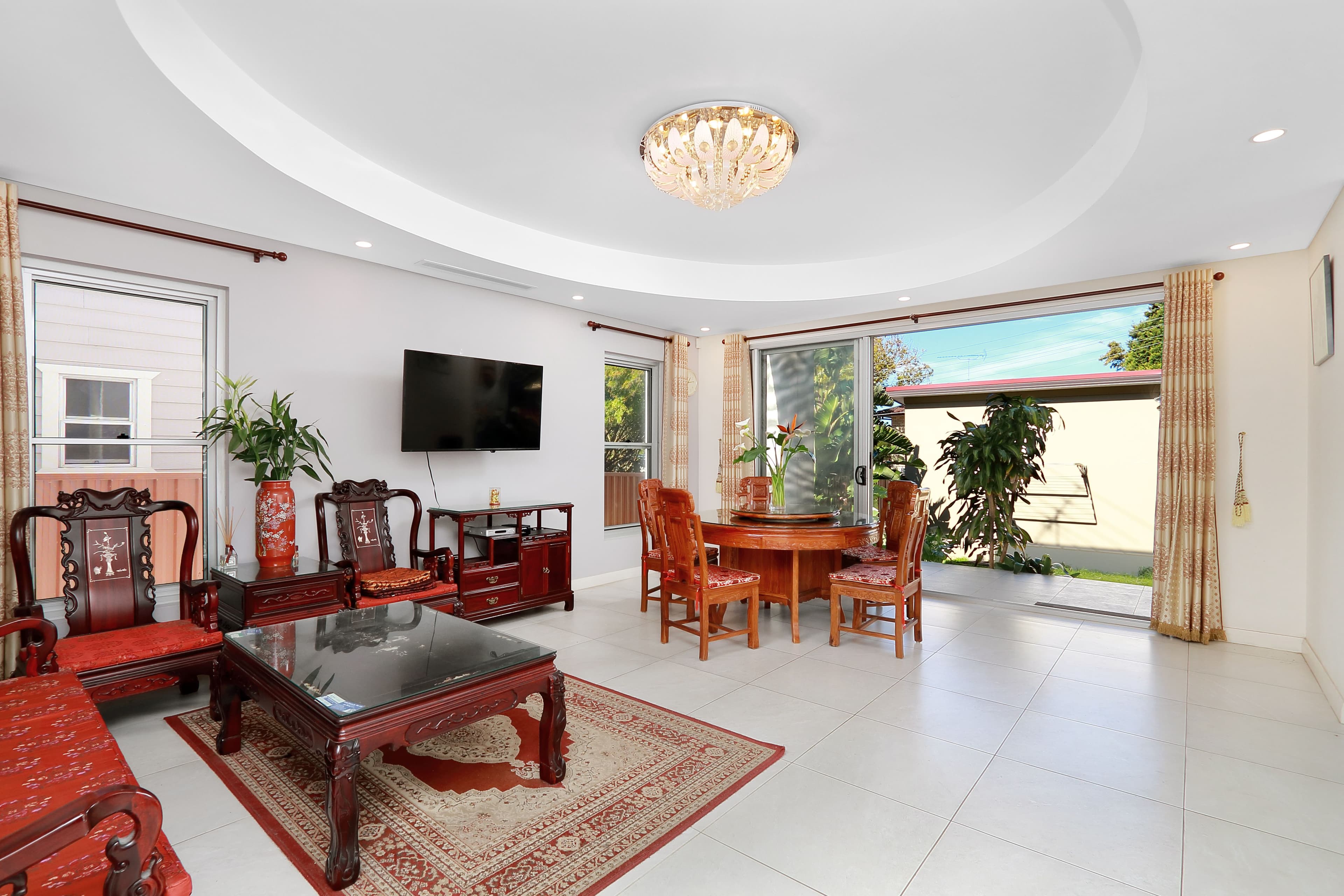 92 Hampton Court Road, Carlton NSW 2218, Carlton - Thumbnail 2