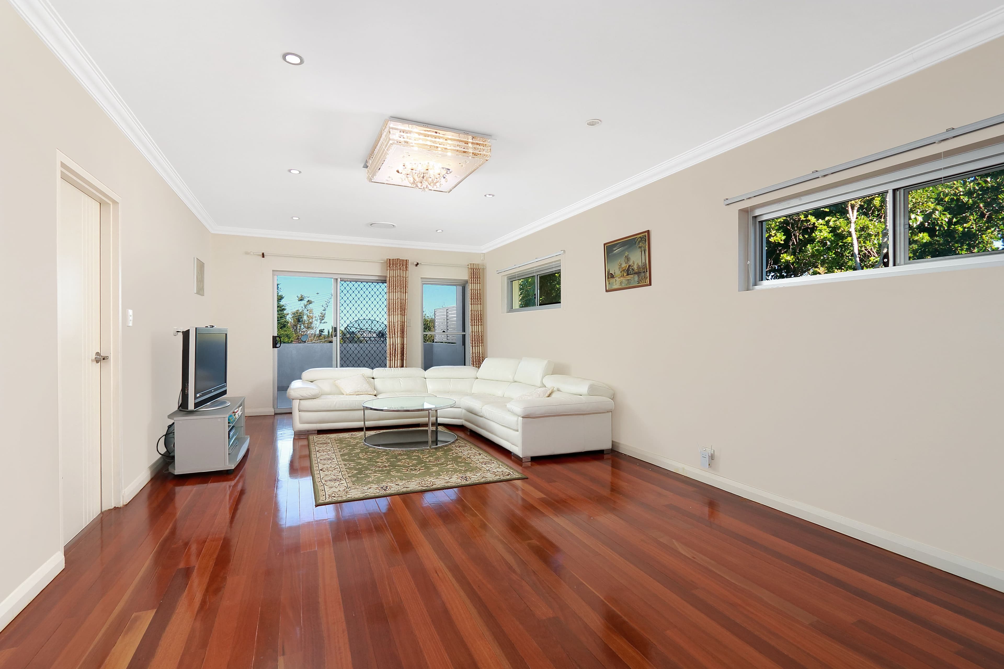 92 Hampton Court Road, Carlton NSW 2218, Carlton - Thumbnail 4