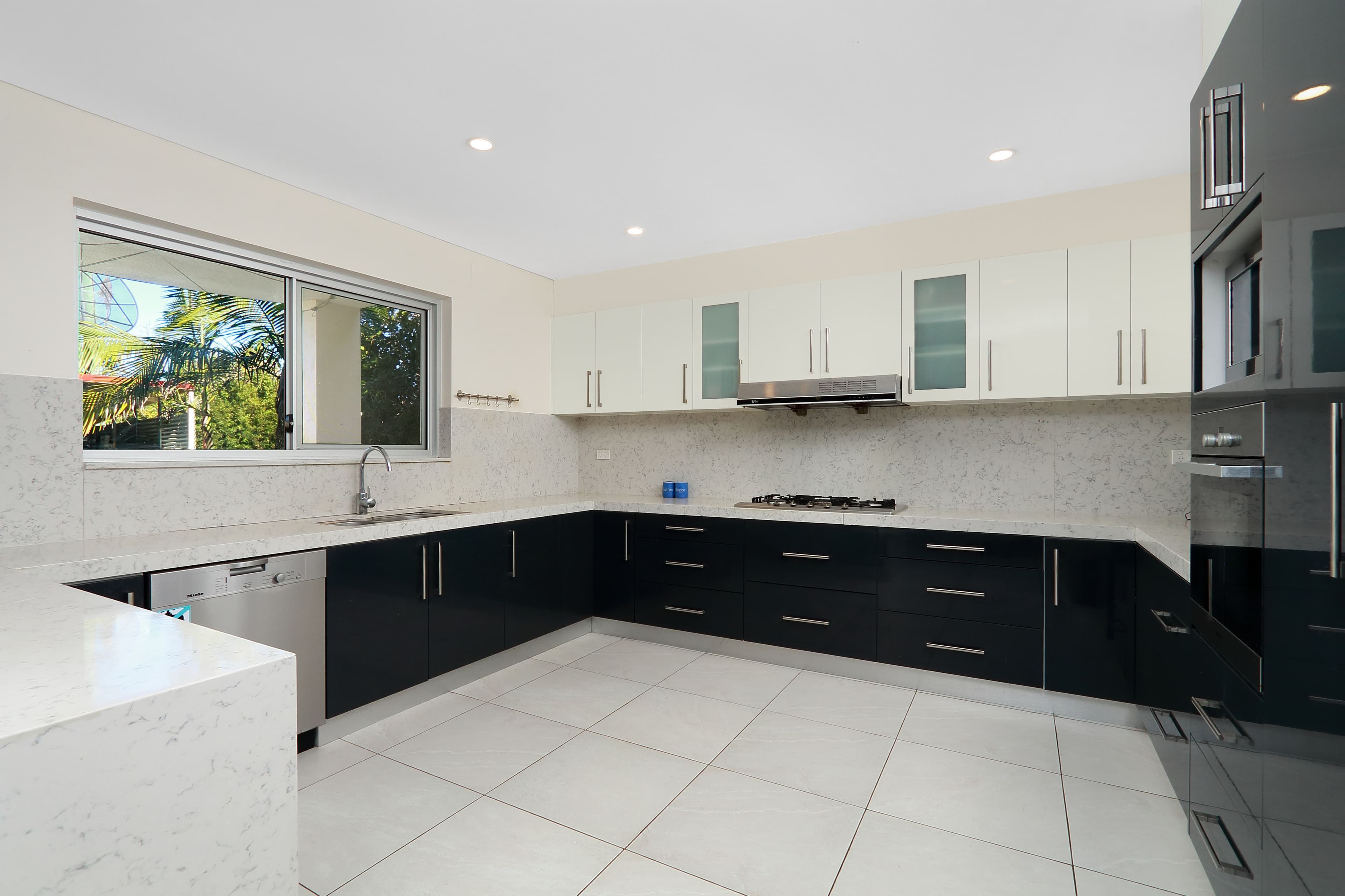 92 Hampton Court Road, Carlton NSW 2218, Carlton - Thumbnail 5