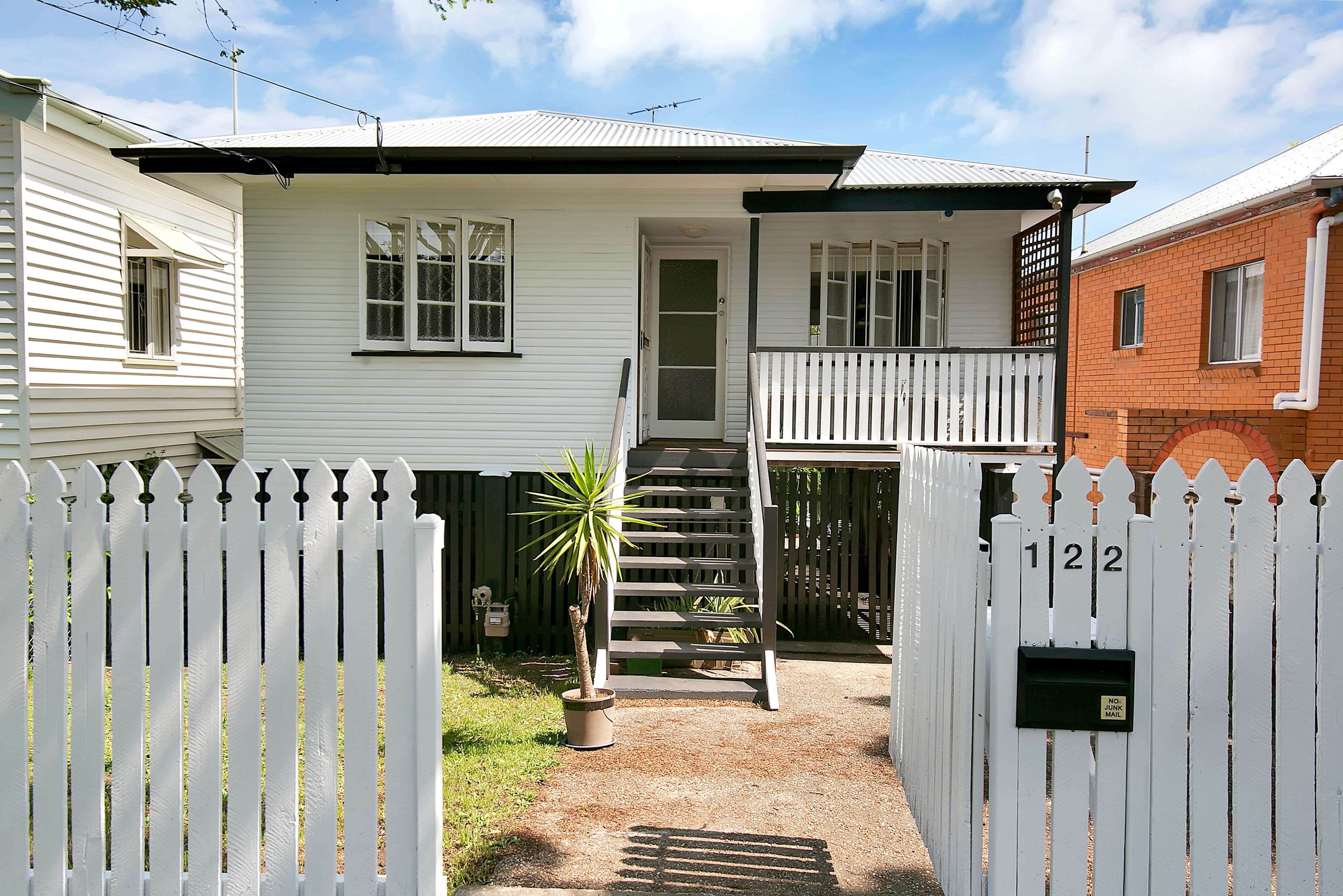 122 Ashby Street, Fairfield QLD 4103, Fairfield - Image 1