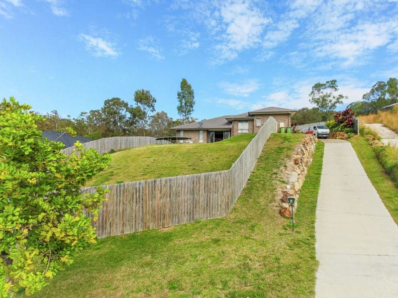4 Patterson Court, Upper Coomera - Thumbnail 2