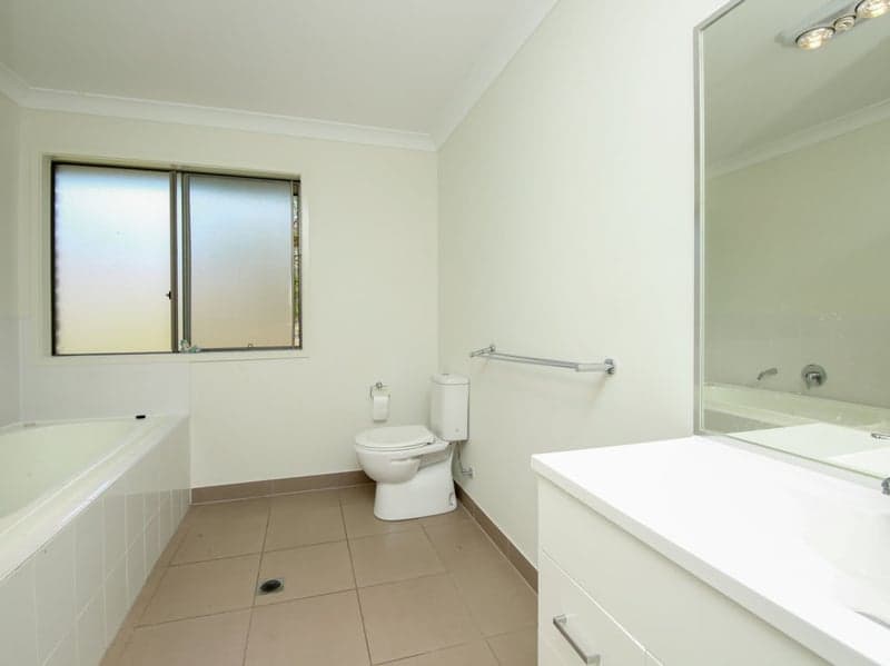 4 Patterson Court, Upper Coomera - Thumbnail 8