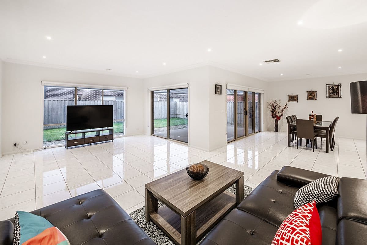 84 Thunderbolt Drive, Cranbourne East VIC 3977, Cranbourne East - Thumbnail 7