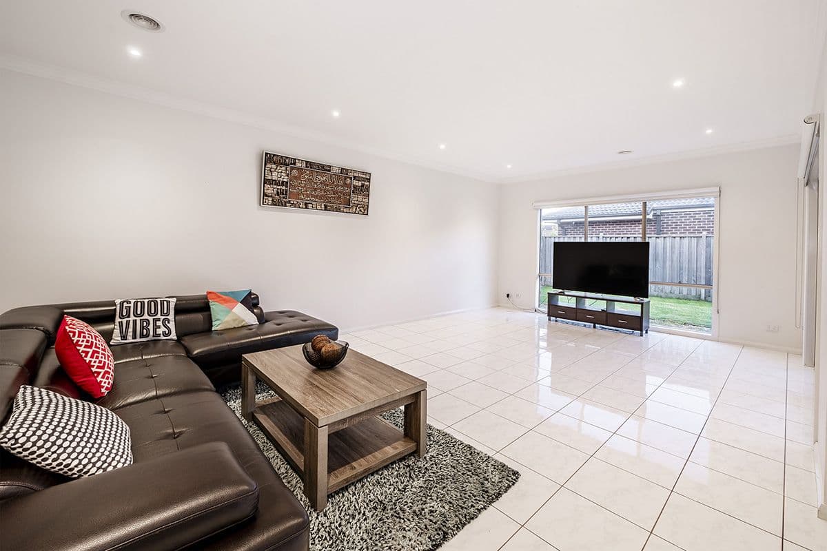 84 Thunderbolt Drive, Cranbourne East VIC 3977, Cranbourne East - Thumbnail 8