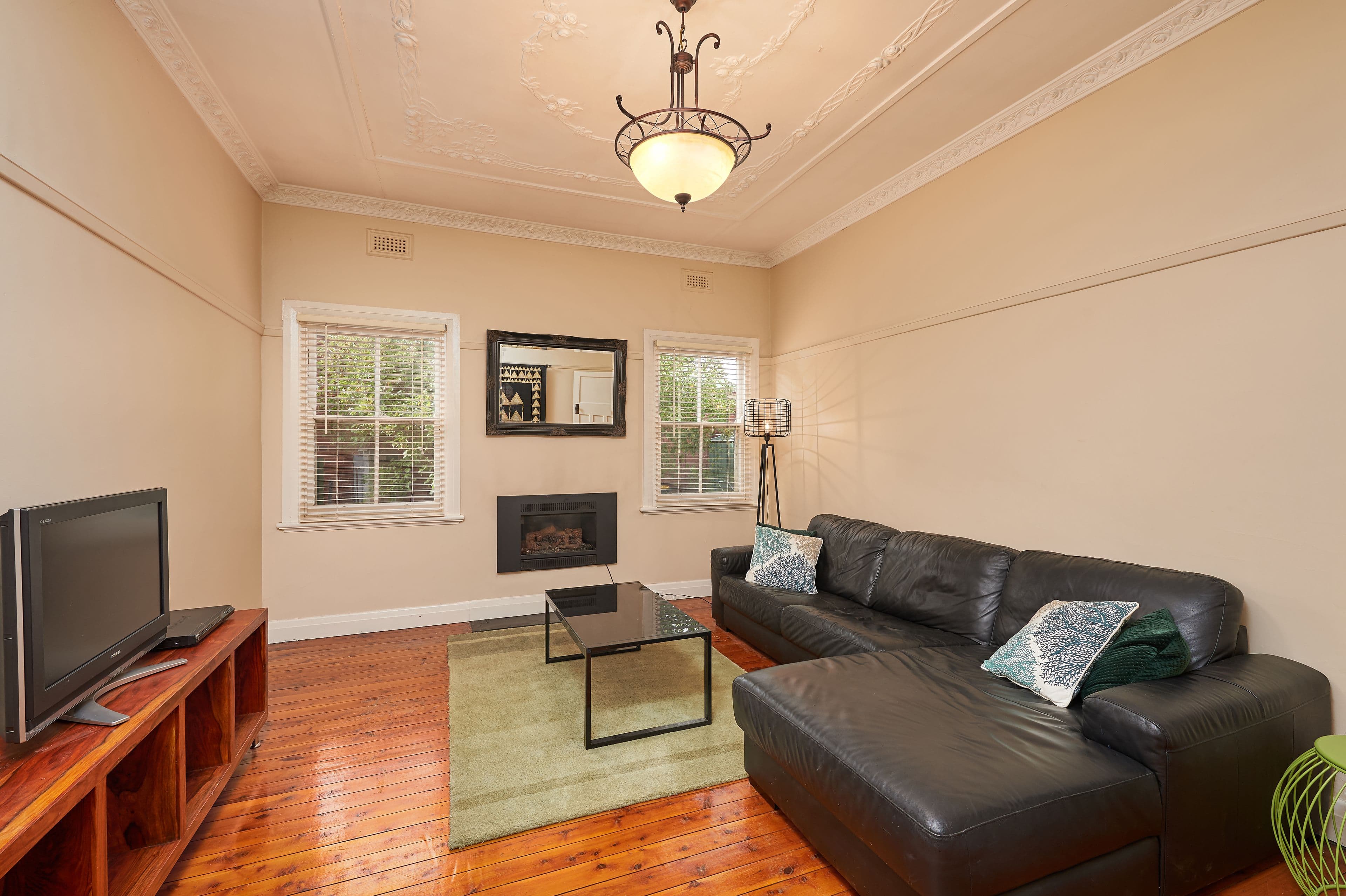 1208/2 Claremont Street, South Yarra - Thumbnail 2