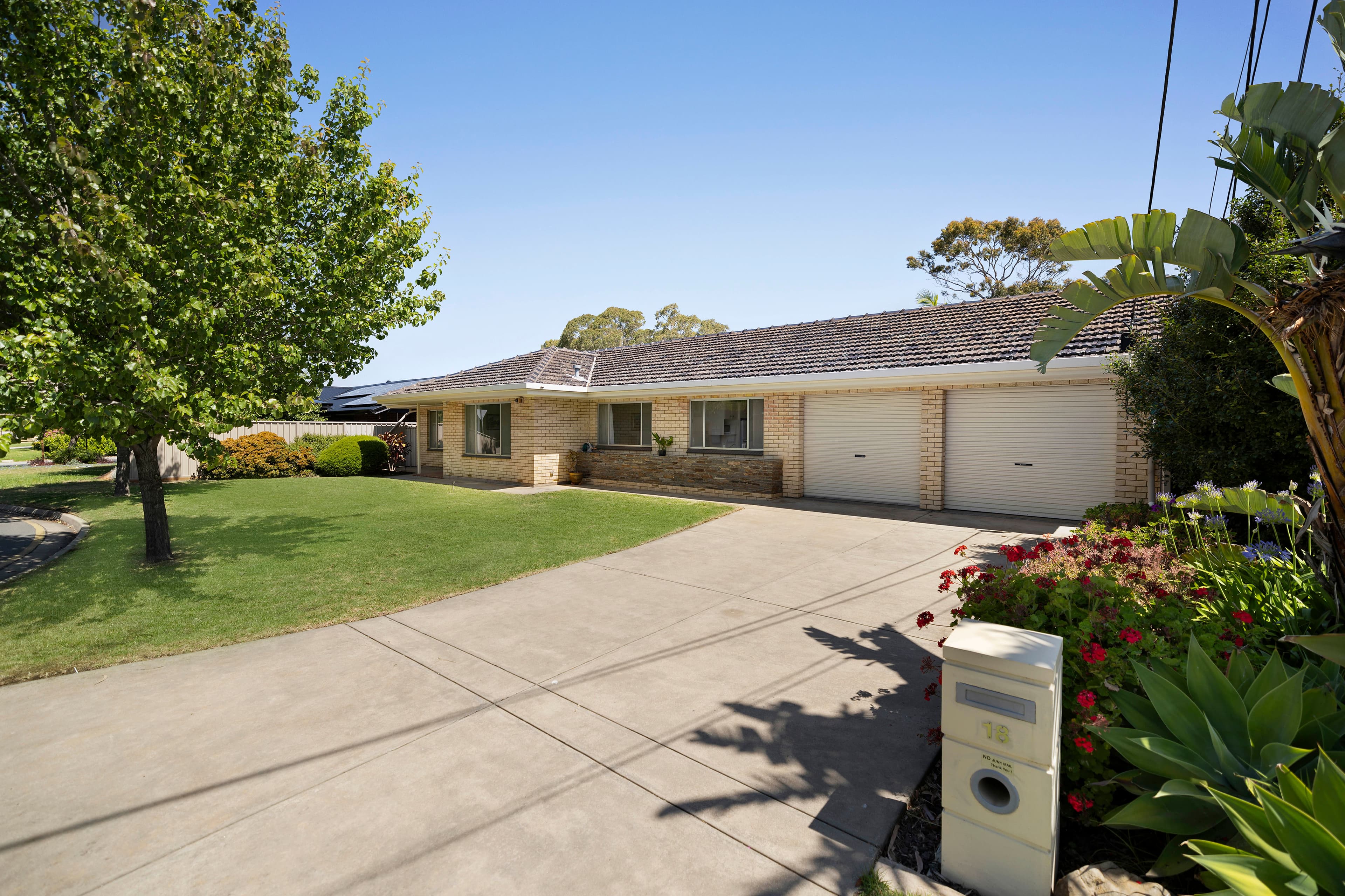18 Saratoga Drive, Novar Gardens SA 5040, Novar Gardens - Thumbnail 2