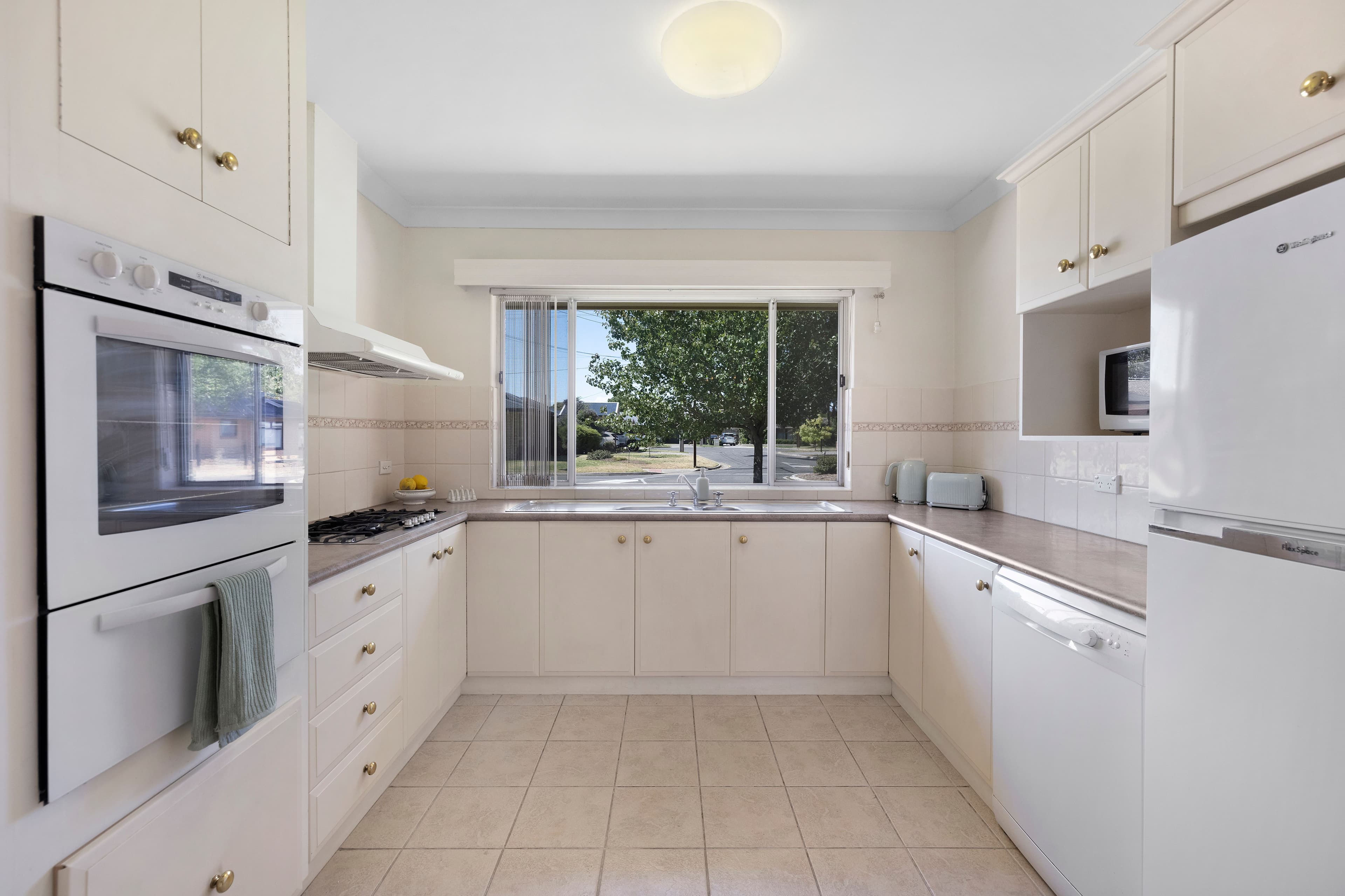 18 Saratoga Drive, Novar Gardens SA 5040, Novar Gardens - Thumbnail 6