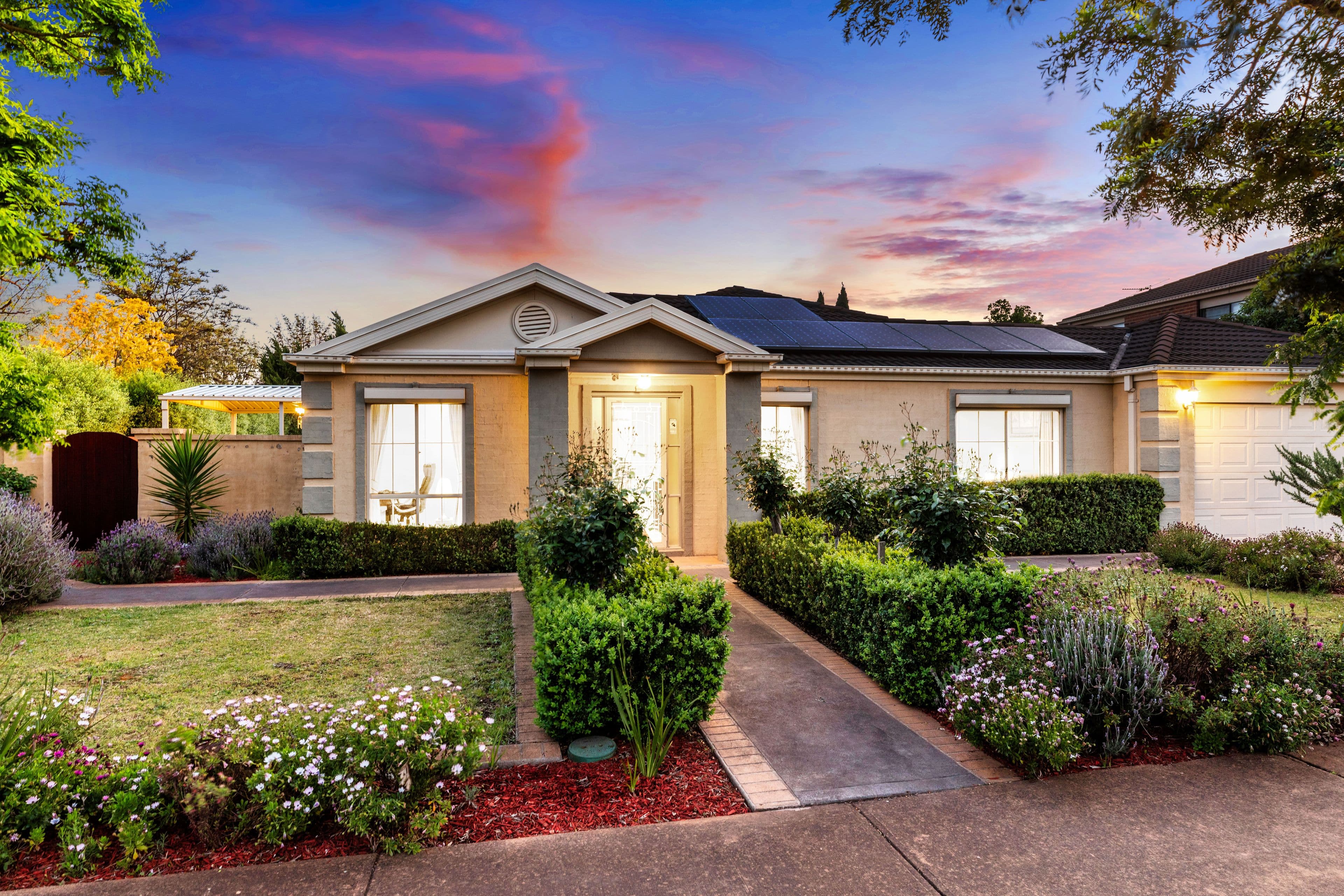 6 Creekbank Place, Caroline Springs VIC 3023, Caroline Springs - Image 1