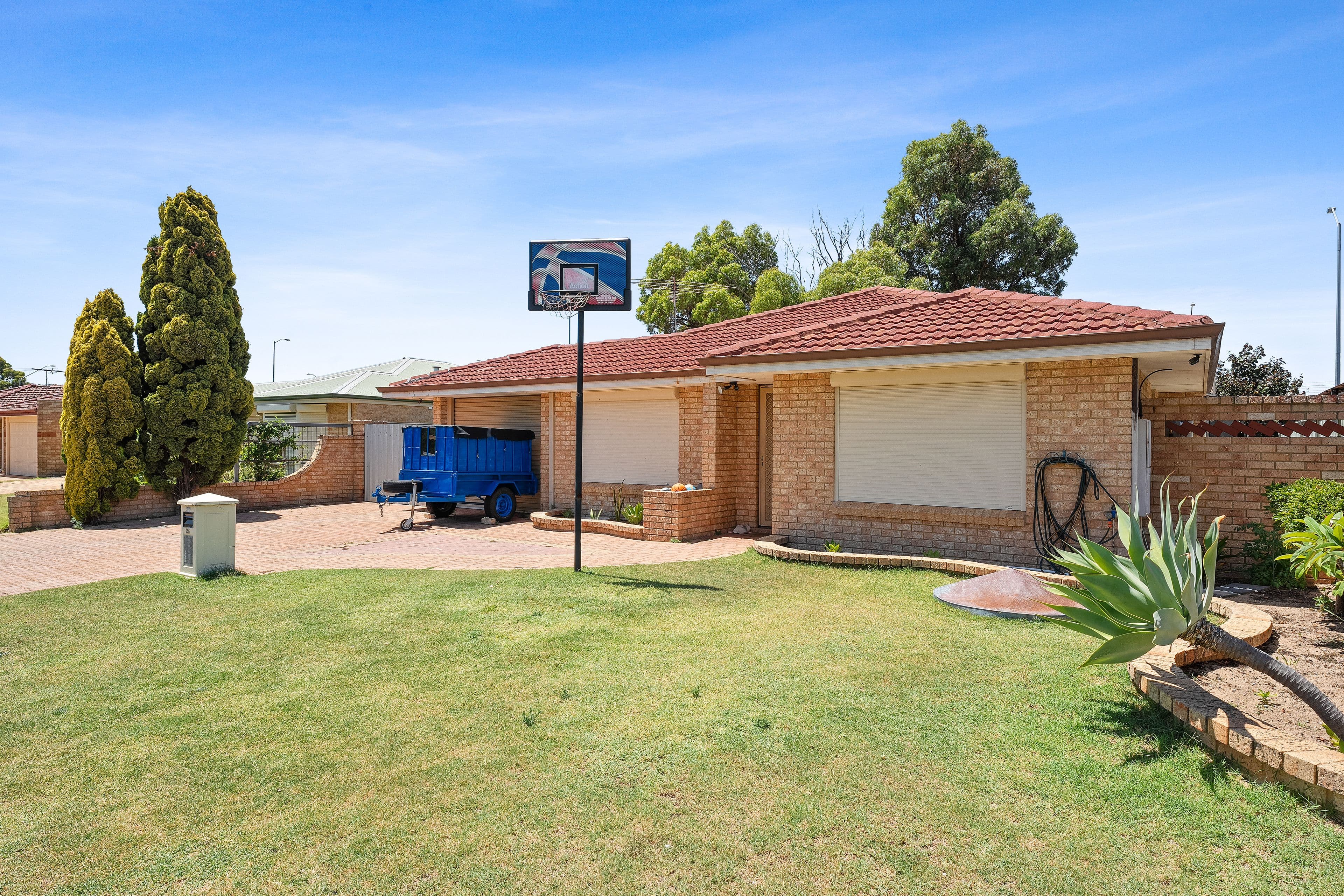 25 Nightingale Way, Warnbro WA 6169, Warnbro - Thumbnail 2