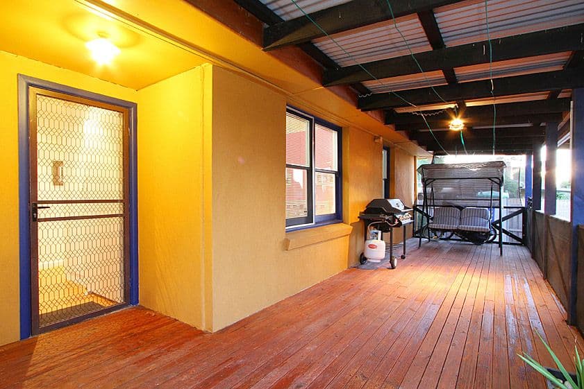 32 Gisborne Crescent, RESERVOIR VIC 3073, Reservoir - Thumbnail 7