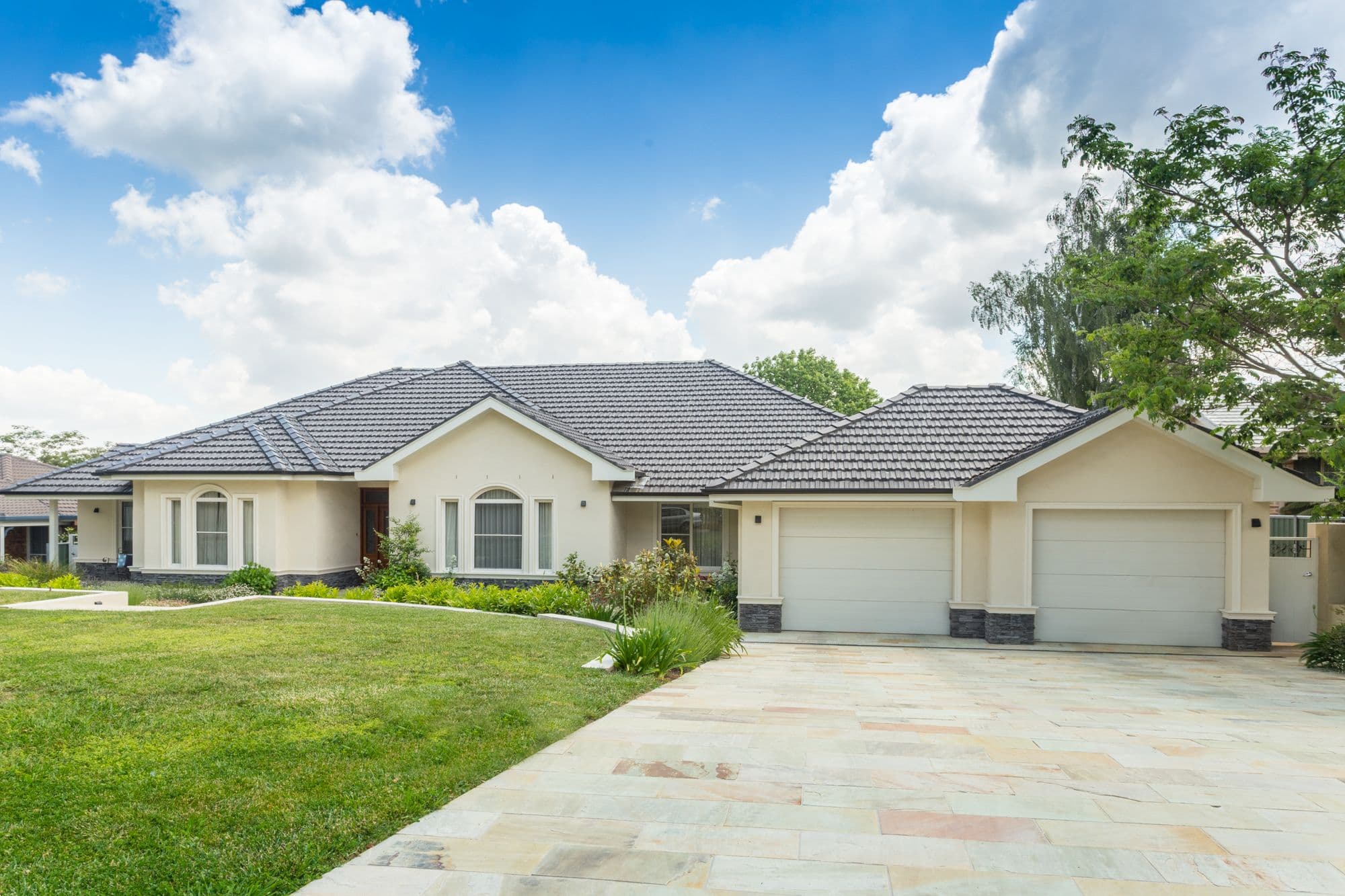 12 Goldfinch Way, Orange - Image 1