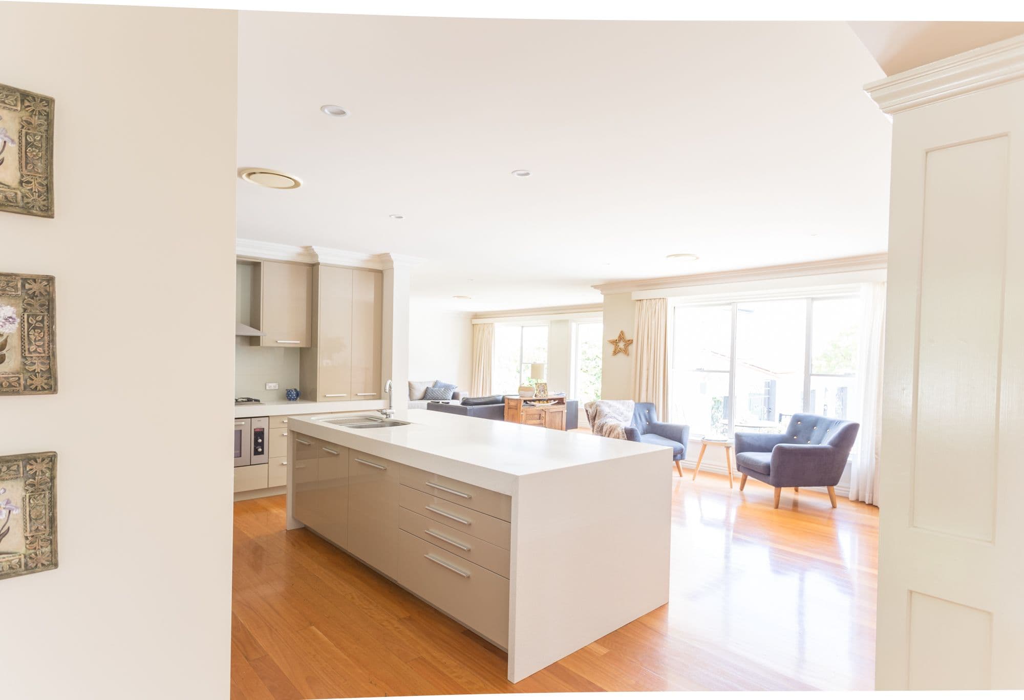 12 Goldfinch Way, Orange - Thumbnail 2