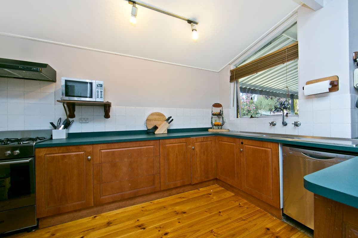 2/142 Pembroke Road, Coorparoo QLD 4151, Coorparoo - Thumbnail 4
