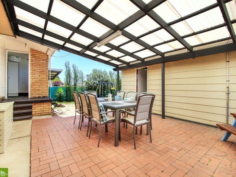 17 Ash Avenue, ALBION PARK RAIL NSW 2527, Albion Park Rail - Thumbnail 5