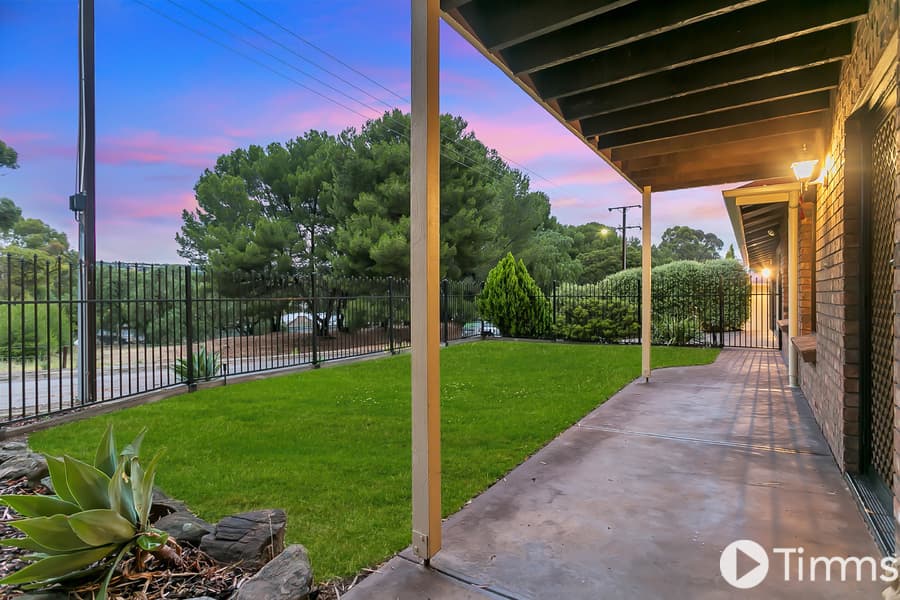 43 Chilcomb Drive, Huntfield Heights - Thumbnail 2