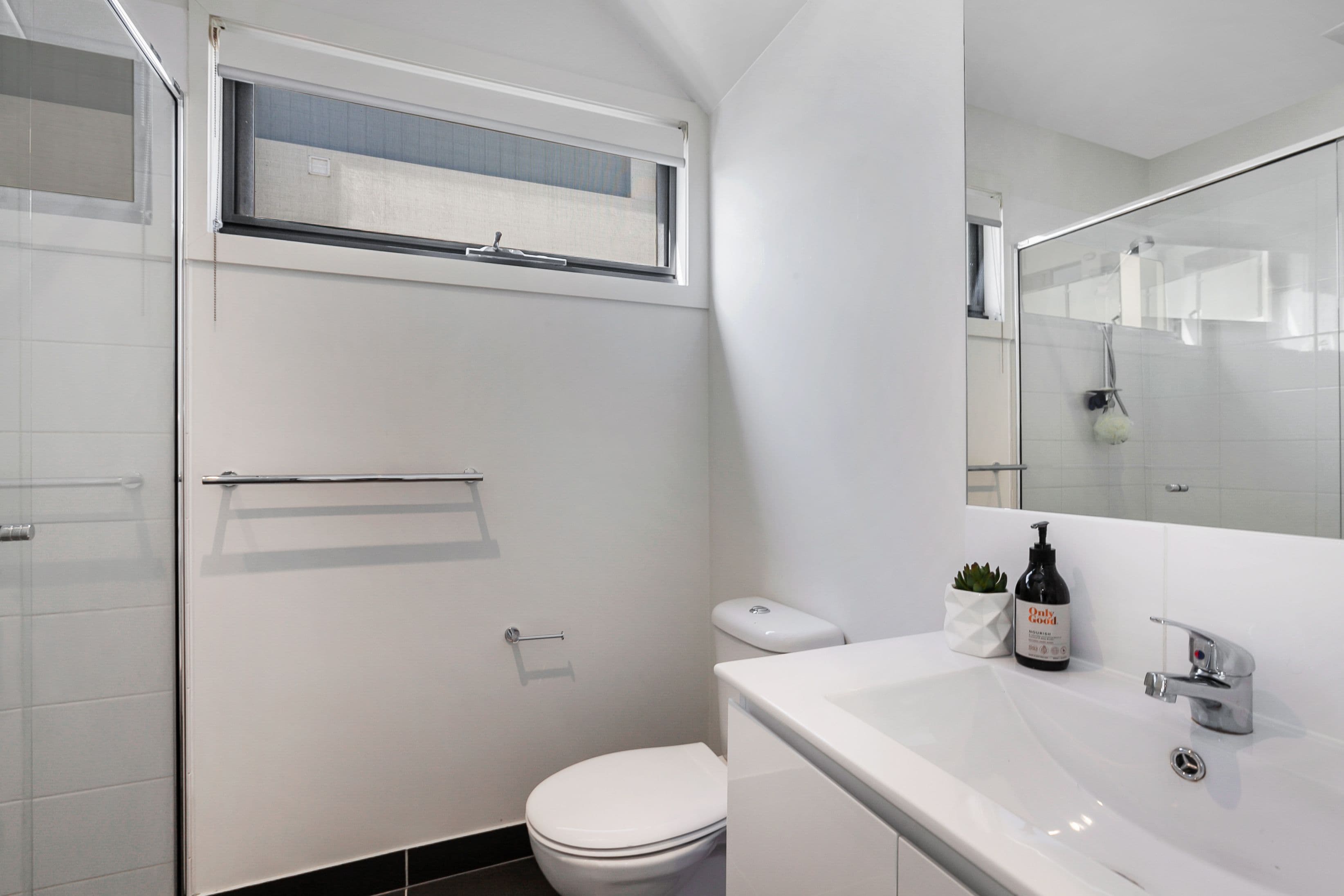 11-13 Ashley Street, Reservoir VIC 3073, Reservoir - Thumbnail 8