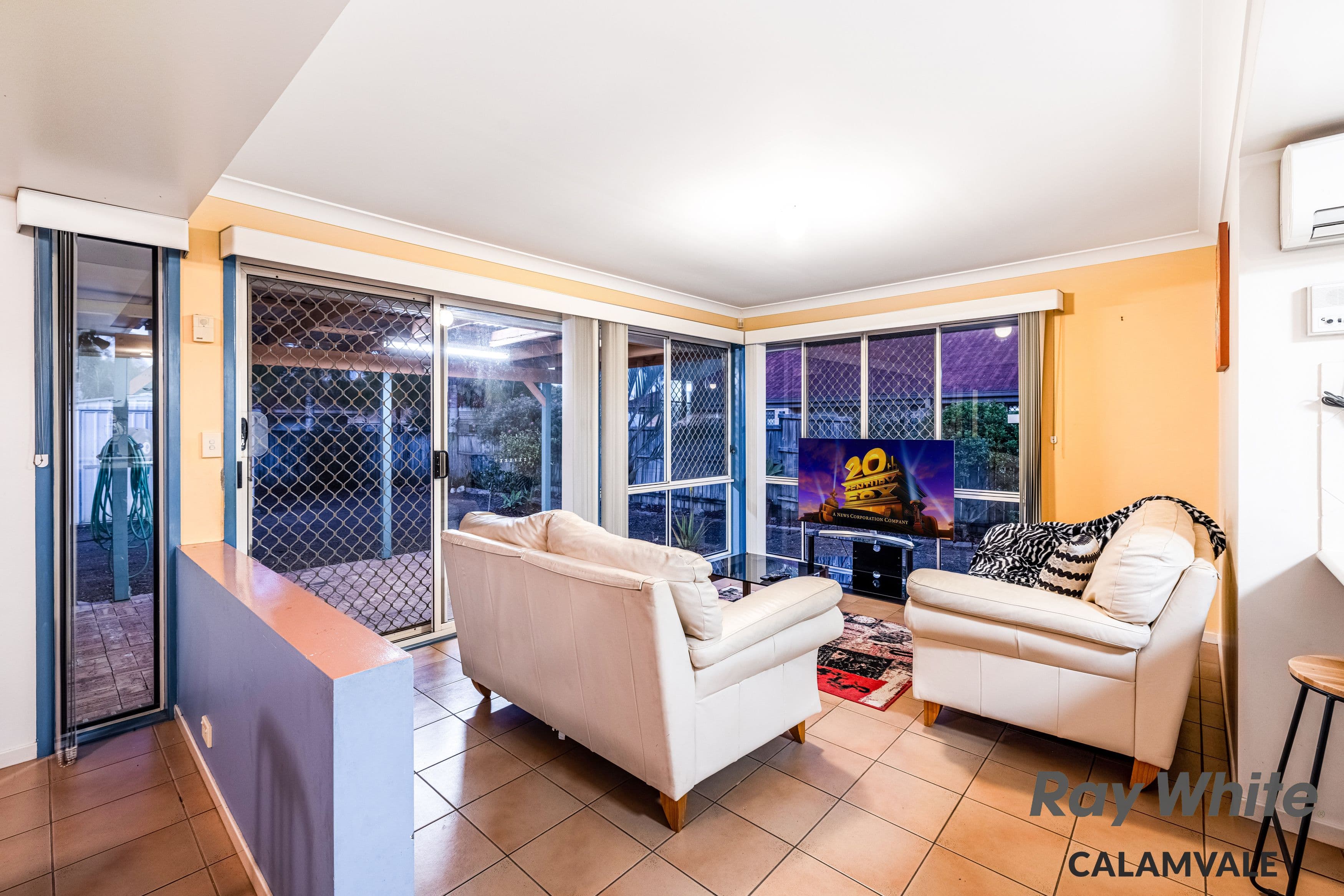 37 Bottlebrush Street, Calamvale QLD 4116, Calamvale - Thumbnail 3