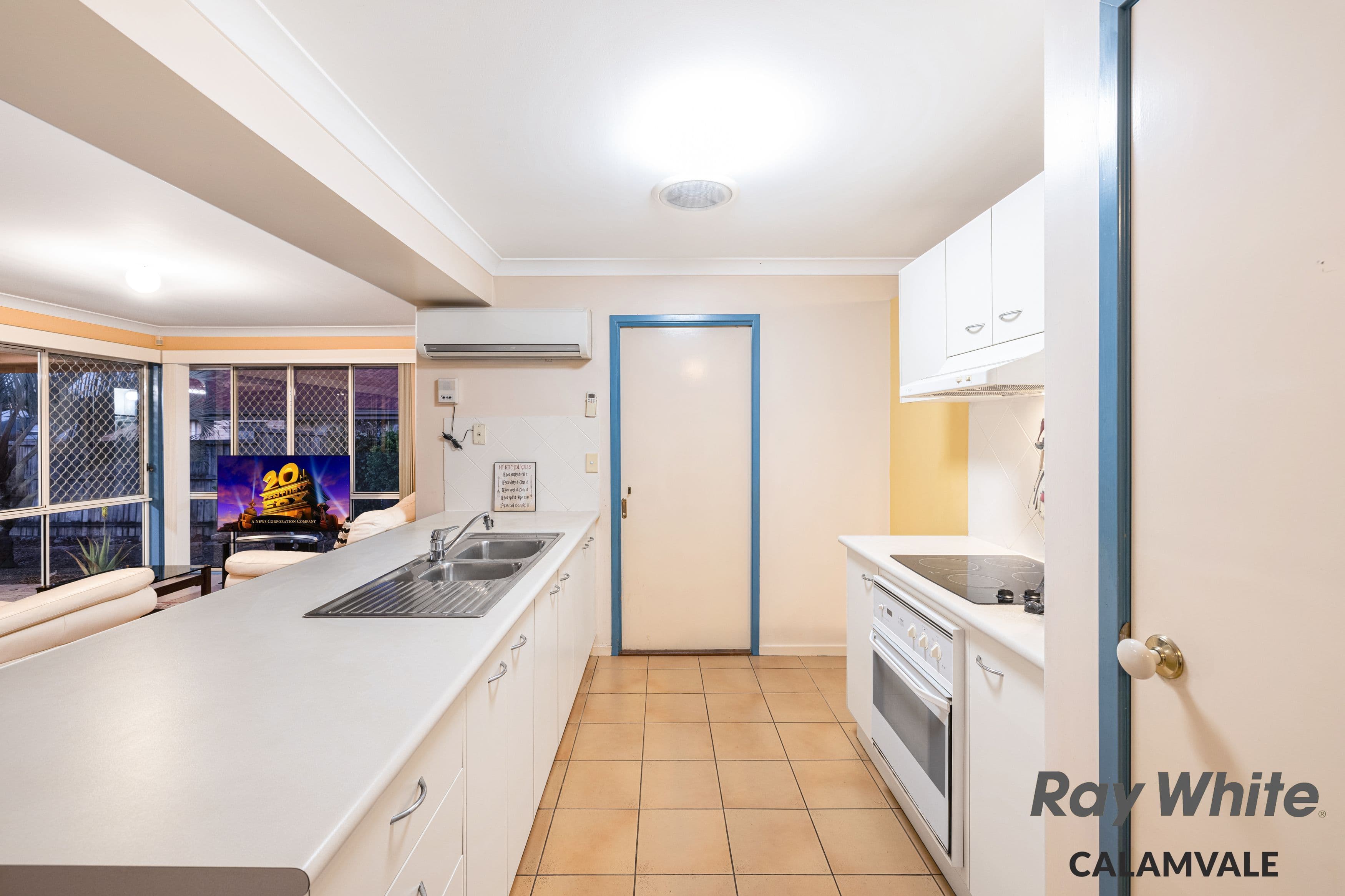 37 Bottlebrush Street, Calamvale QLD 4116, Calamvale - Thumbnail 5