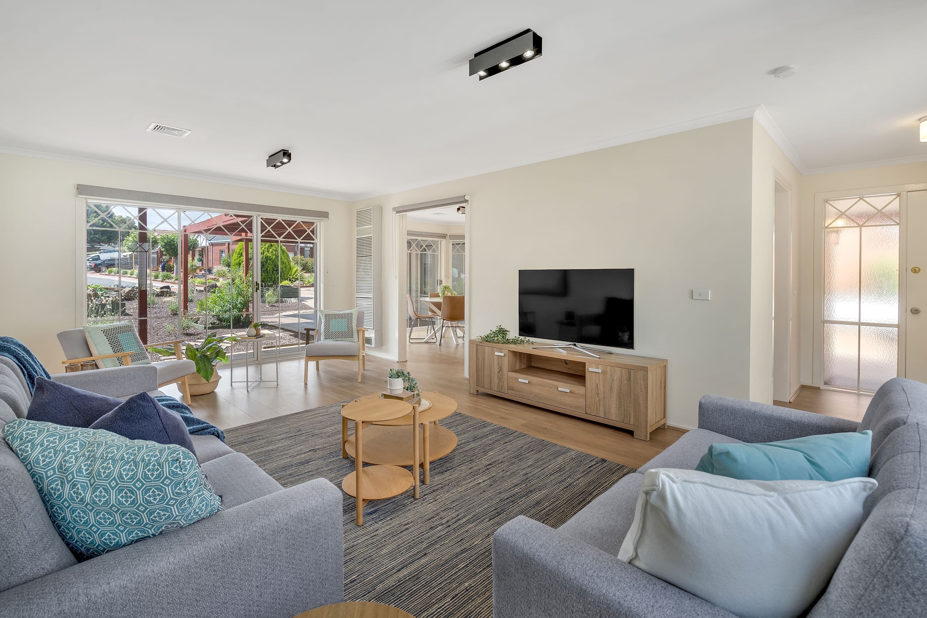 19 Perry Court, Roxburgh Park VIC 3064, Roxburgh Park - Image 1