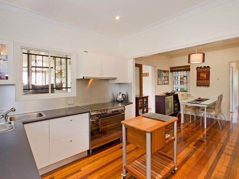 6 O'Donnell Street, WAVELL HEIGHTS QLD 4012, Wavell Heights - Thumbnail 6