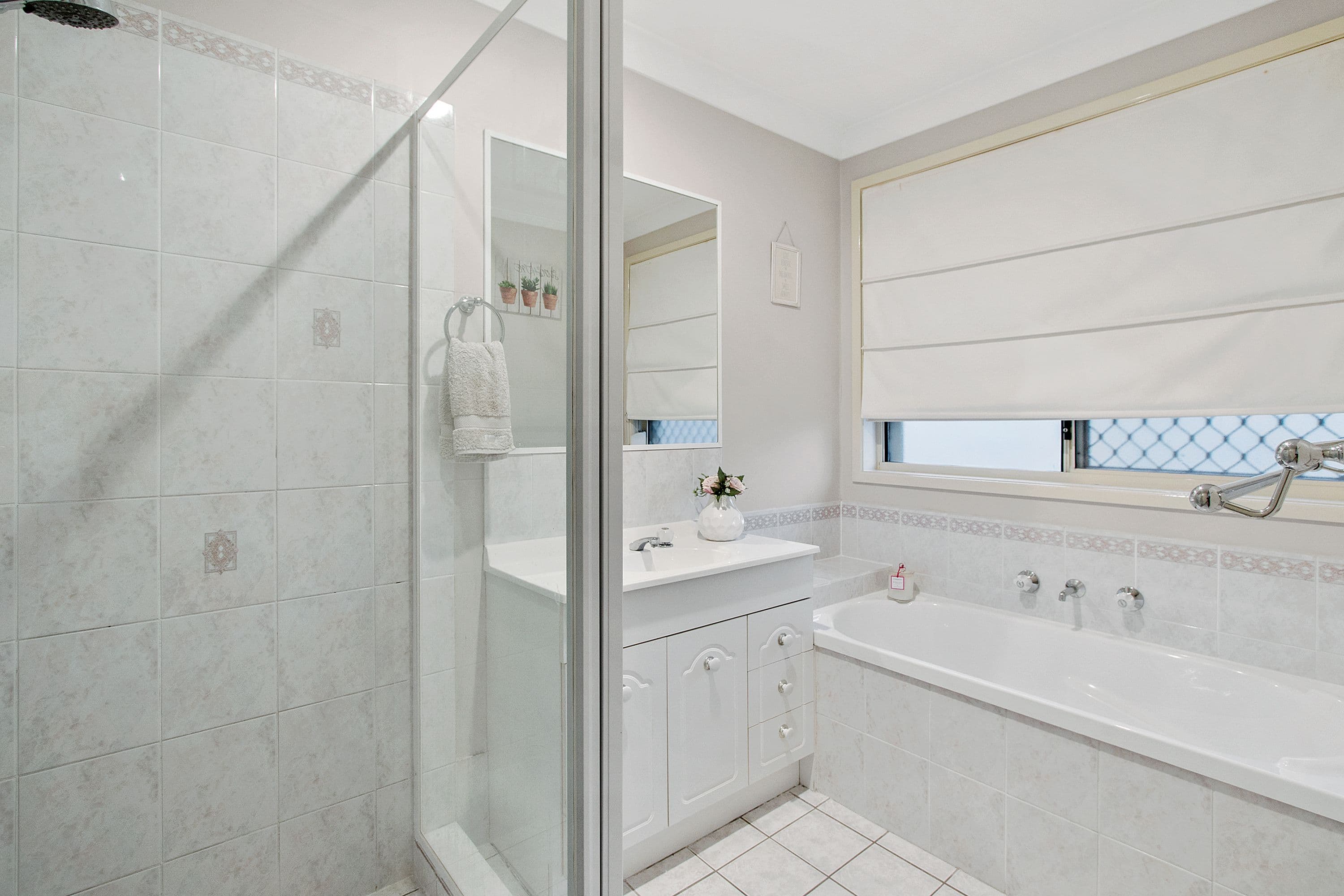 31 Lang Road, South Windsor - Thumbnail 6
