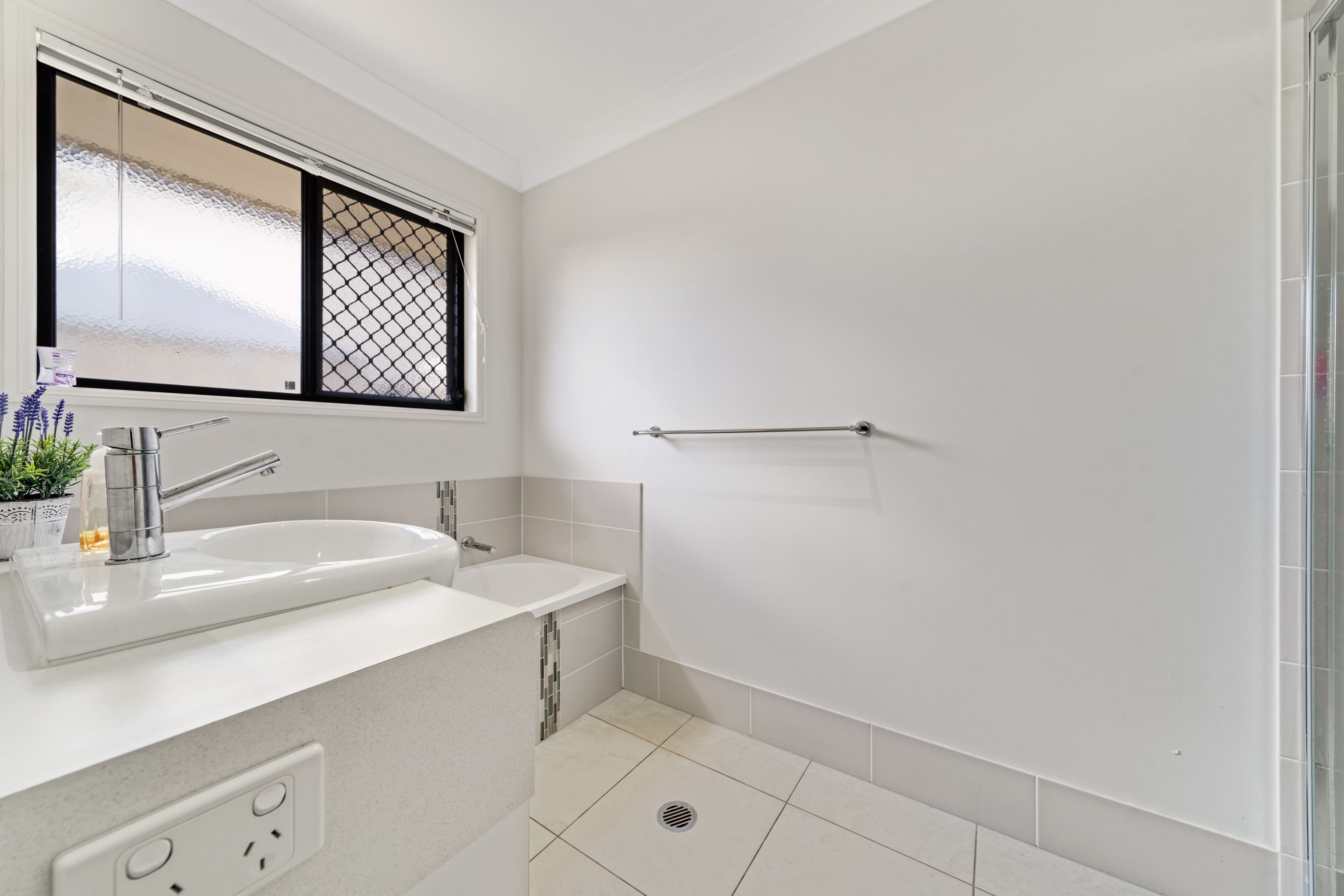 12 Sigwell Street, Yarrabilba QLD 4207, Yarrabilba - Thumbnail 3