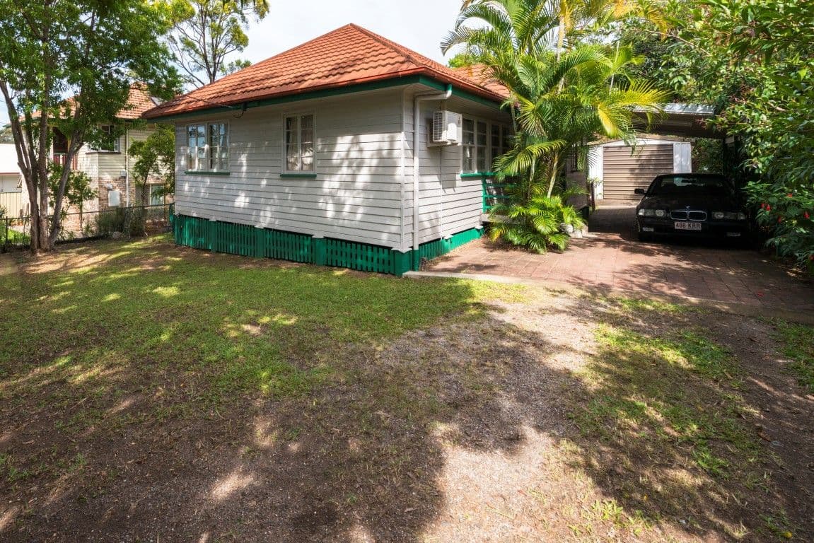 1181 Cavendish Road, MOUNT GRAVATT EAST QLD 4122, Mount Gravatt East - Thumbnail 2