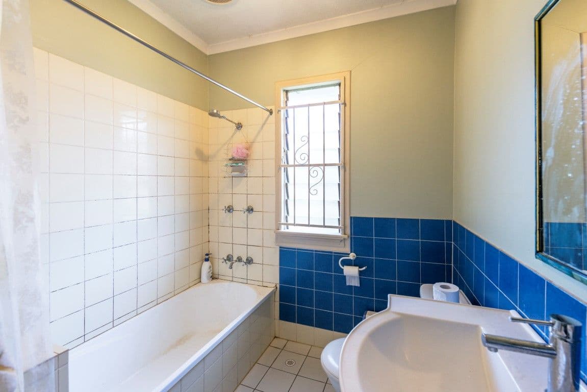 1181 Cavendish Road, MOUNT GRAVATT EAST QLD 4122, Mount Gravatt East - Thumbnail 6