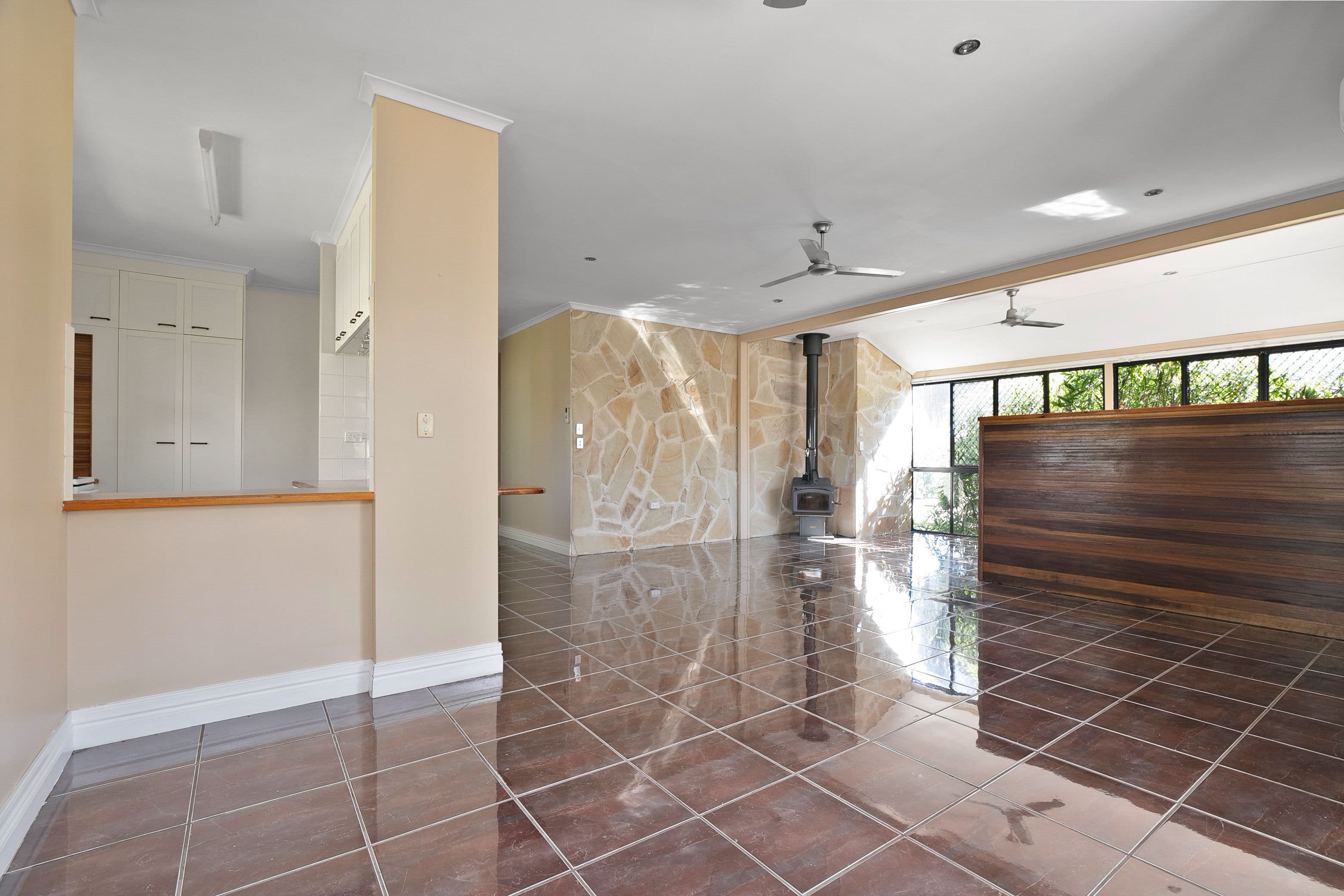 58 Moody Street, Emerald QLD 4720, Emerald - Thumbnail 3