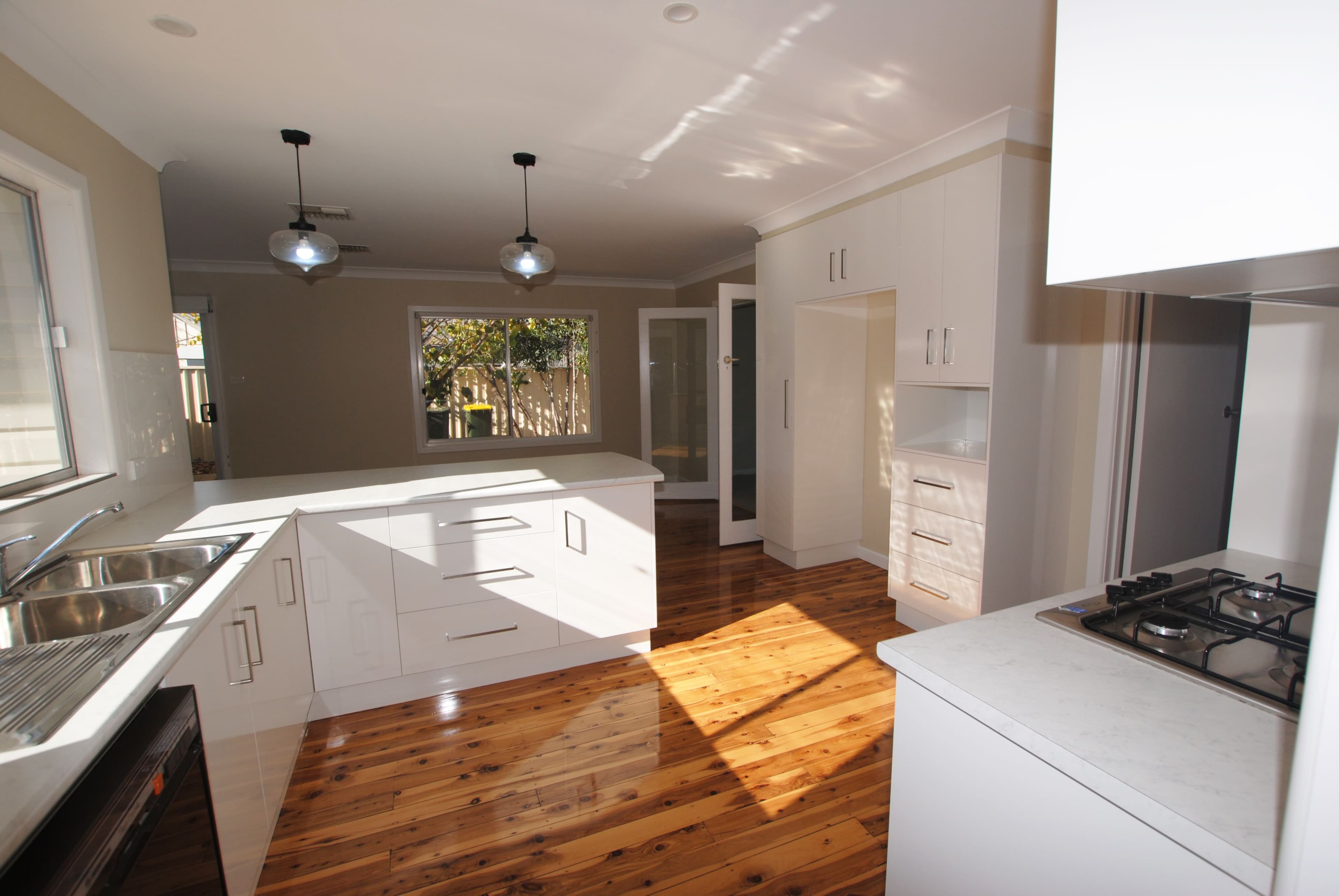 41 Edmondson Avenue, Griffith - Thumbnail 5