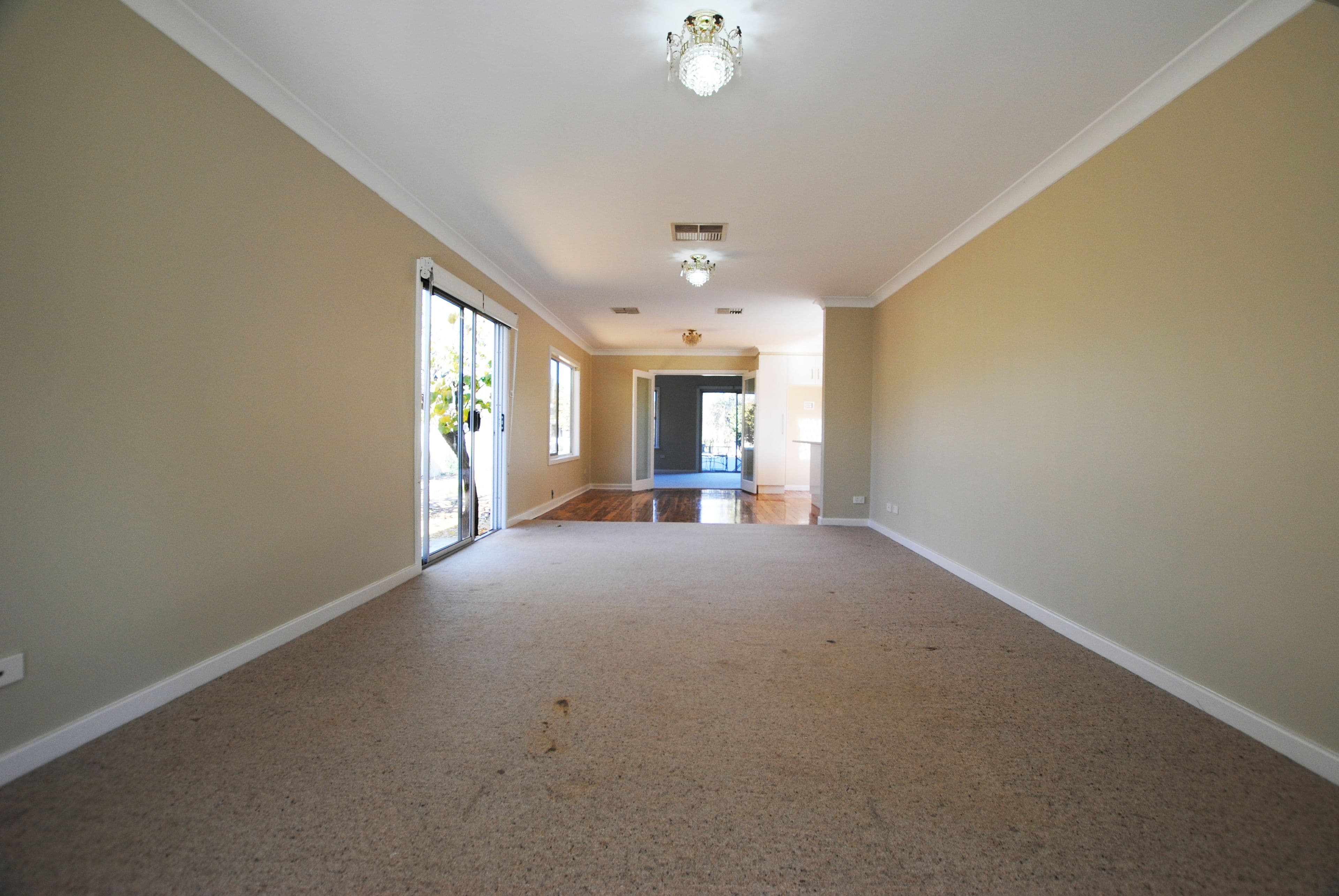 41 Edmondson Avenue, Griffith - Thumbnail 8
