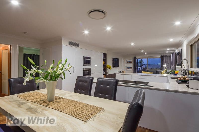33 Balmerino Drive, Carina QLD 4152, Carina - Thumbnail 2