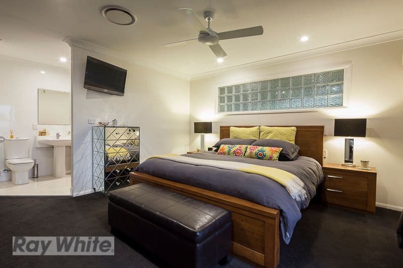33 Balmerino Drive, Carina QLD 4152, Carina - Thumbnail 6