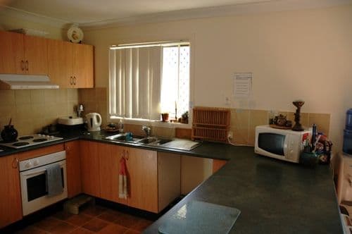4 Bermuda Avenue, DECEPTION BAY QLD 4508, Deception Bay - Thumbnail 2