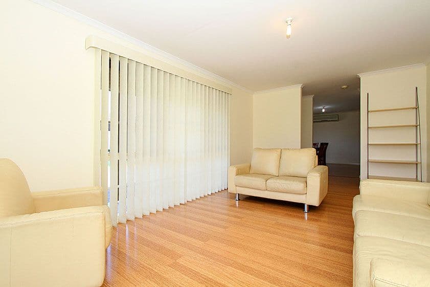 5 Rokeby Crescent, CRAIGIEBURN VIC 3064, Craigieburn - Thumbnail 8