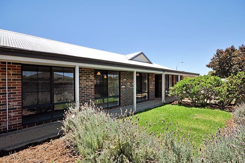 14 Carinta Court, Ellenbrook WA 6069, Ellenbrook - Thumbnail 2